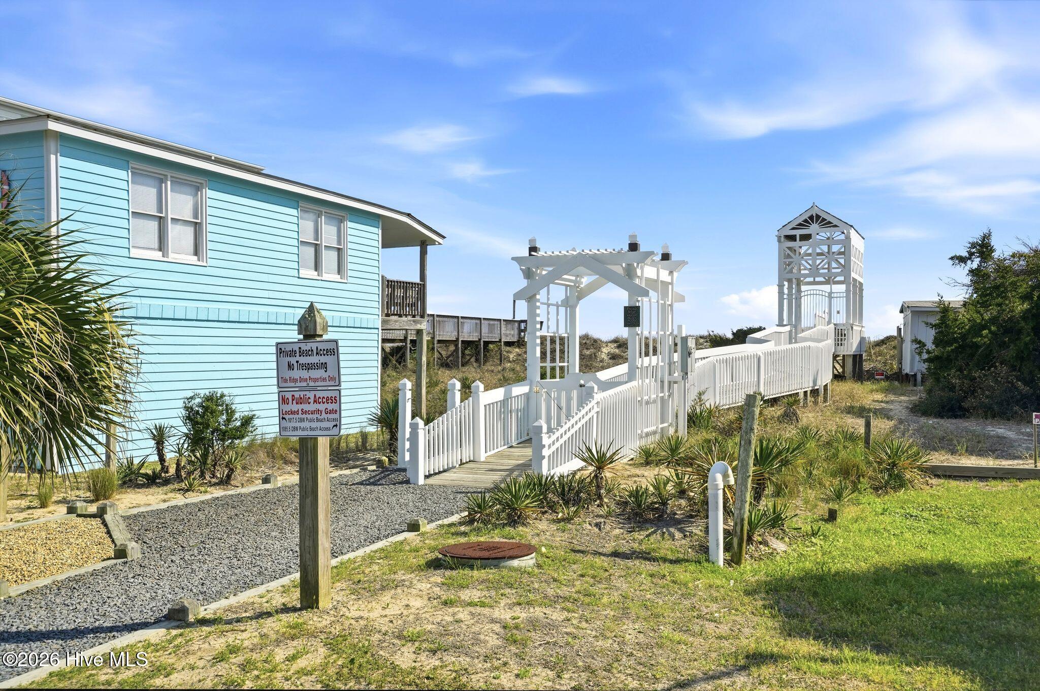 100566463 | Photo 13