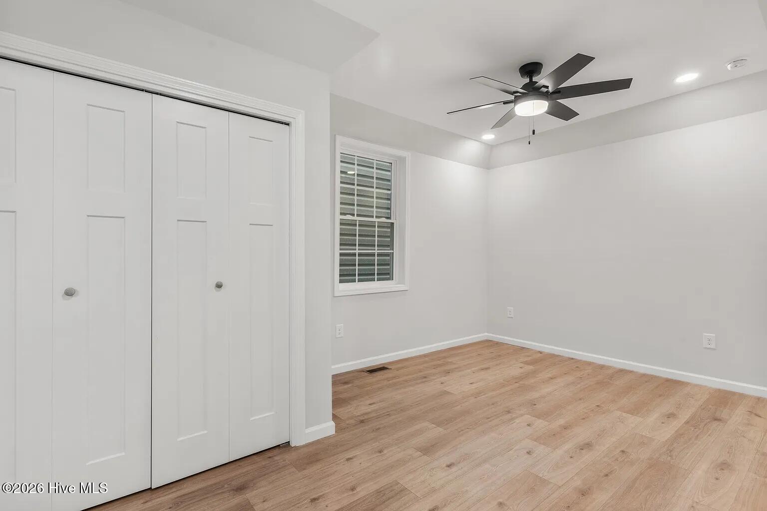 100569106 | Photo 12