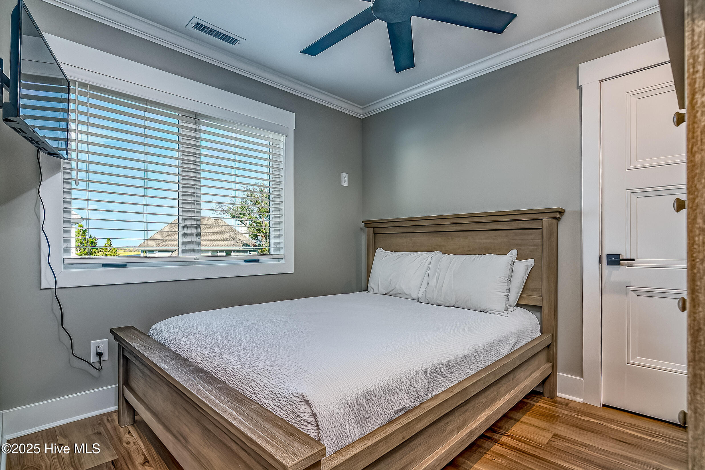 100543334 | Photo 26