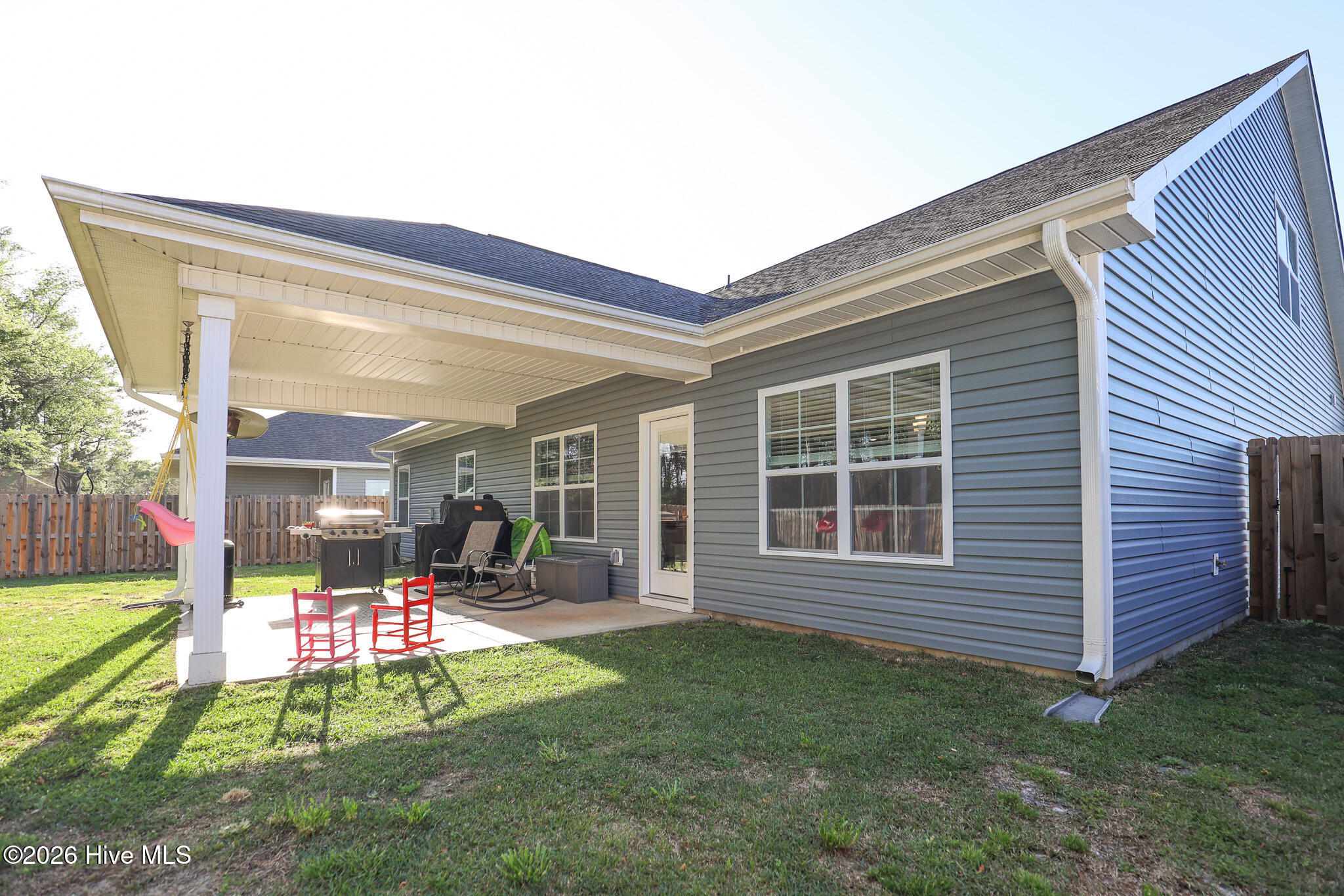 100565380 | Photo 42