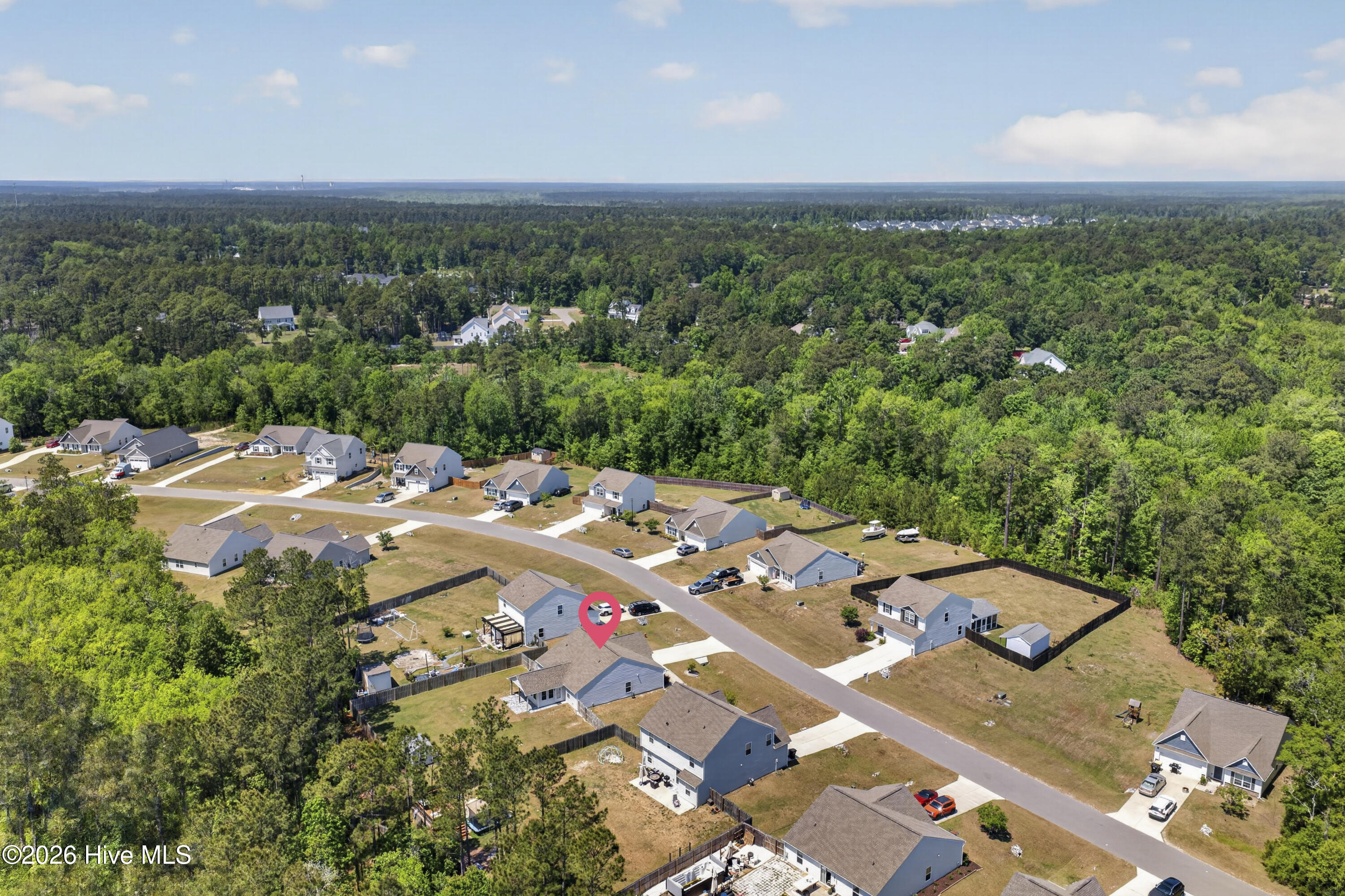 100570076 | Photo 42