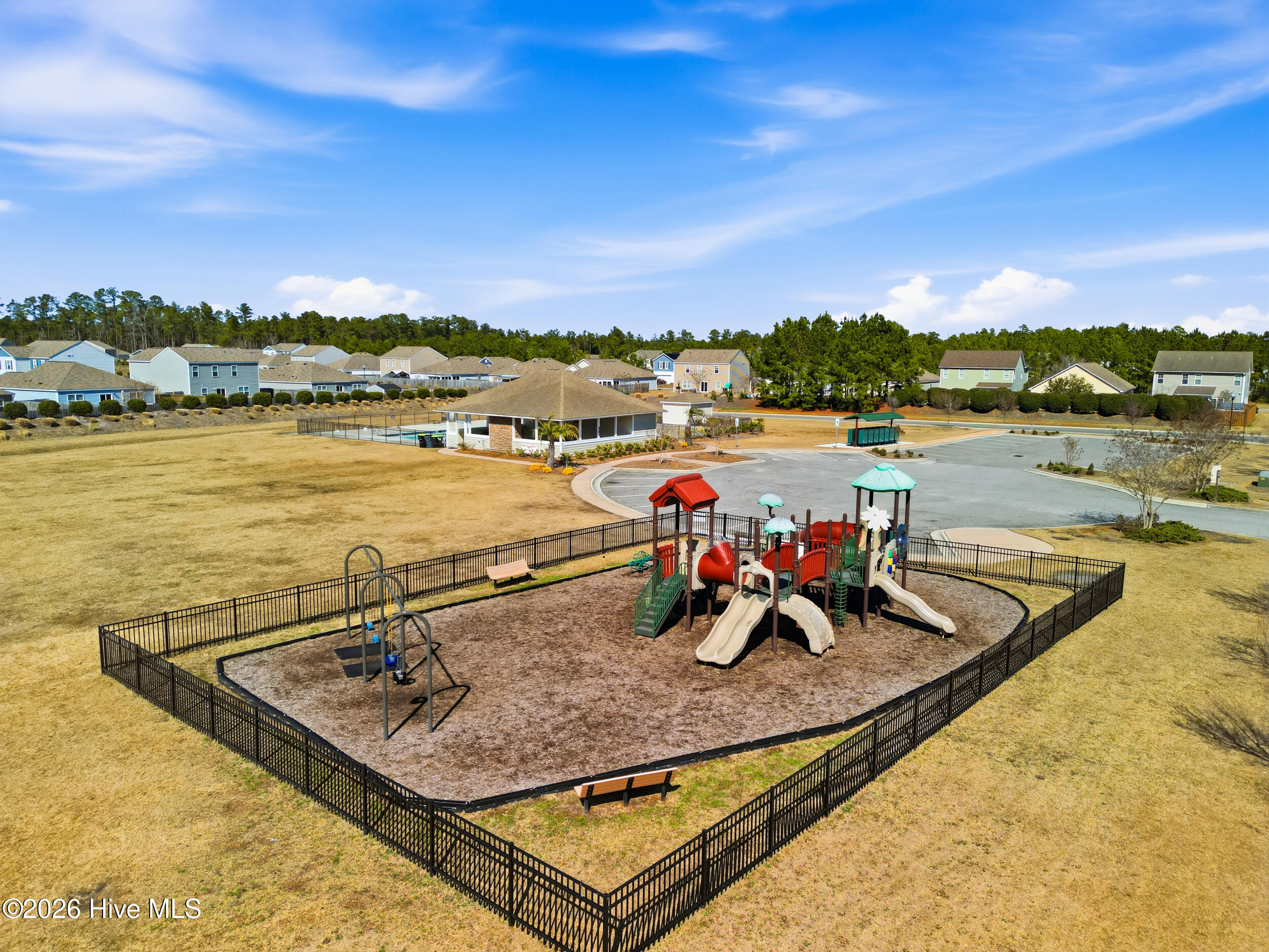 100556501 | Photo 46