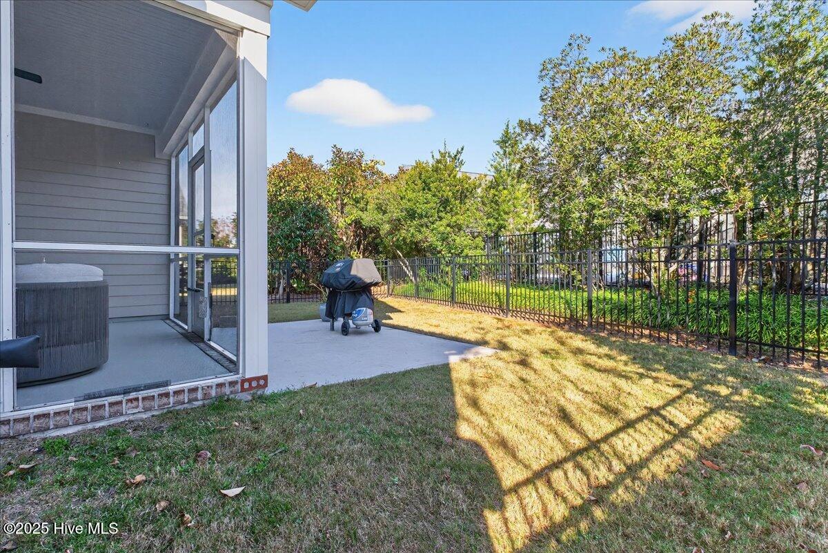 100541370 | Photo 40