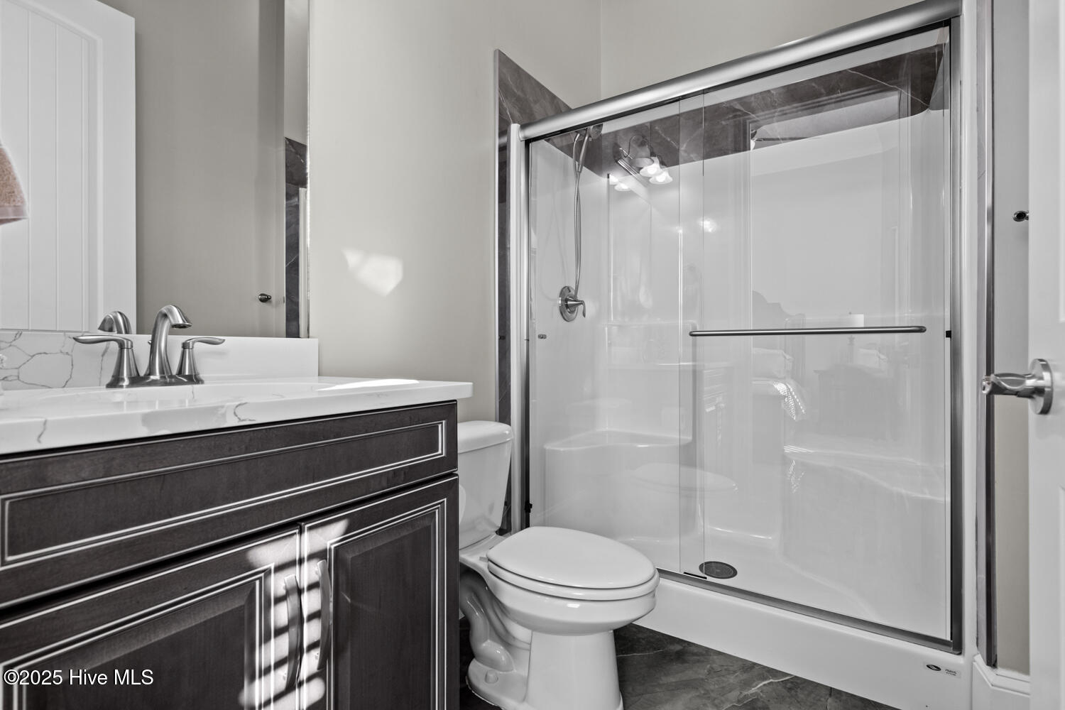 100546022 | Photo 55