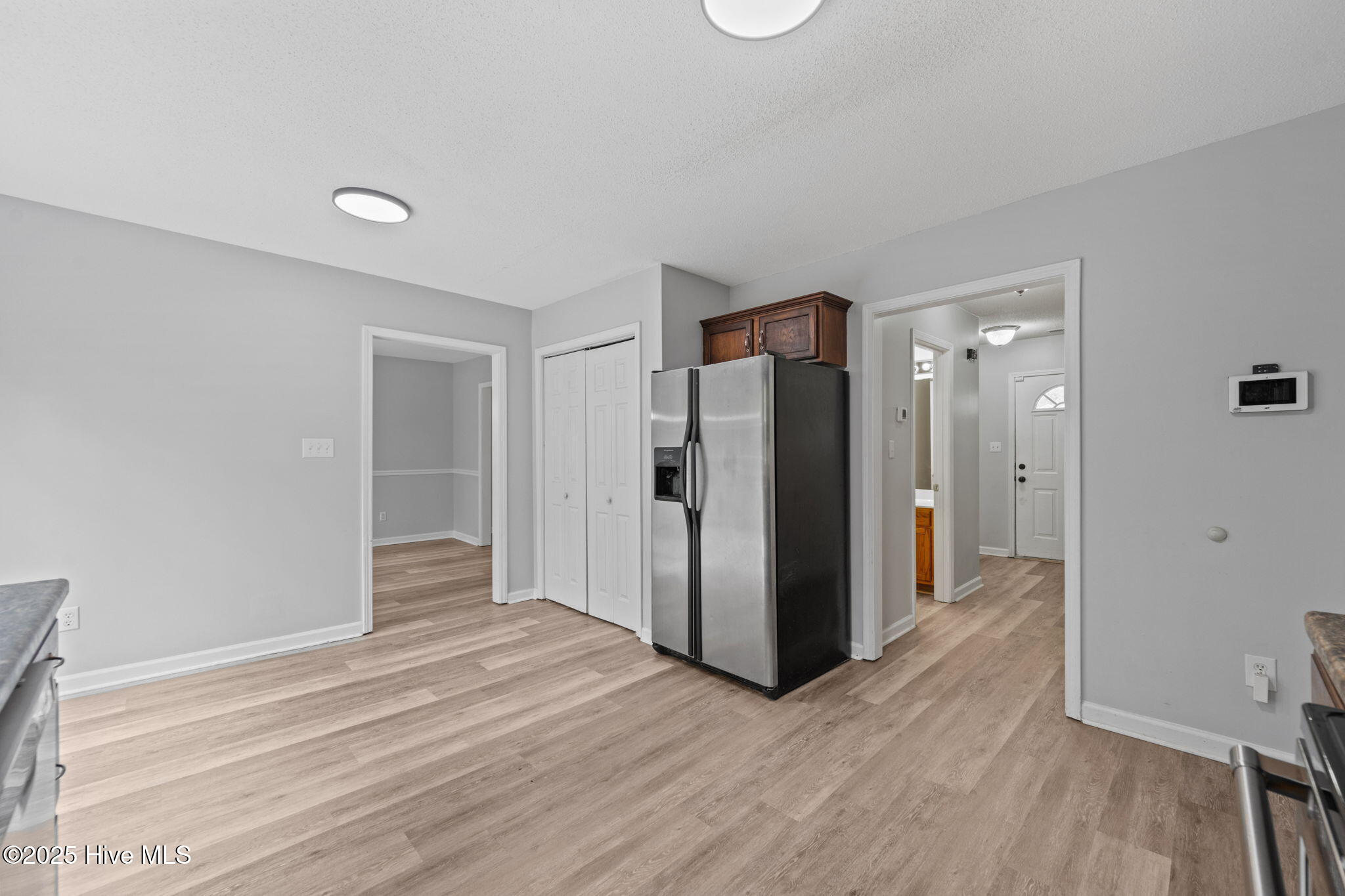 100565429 | Photo 11