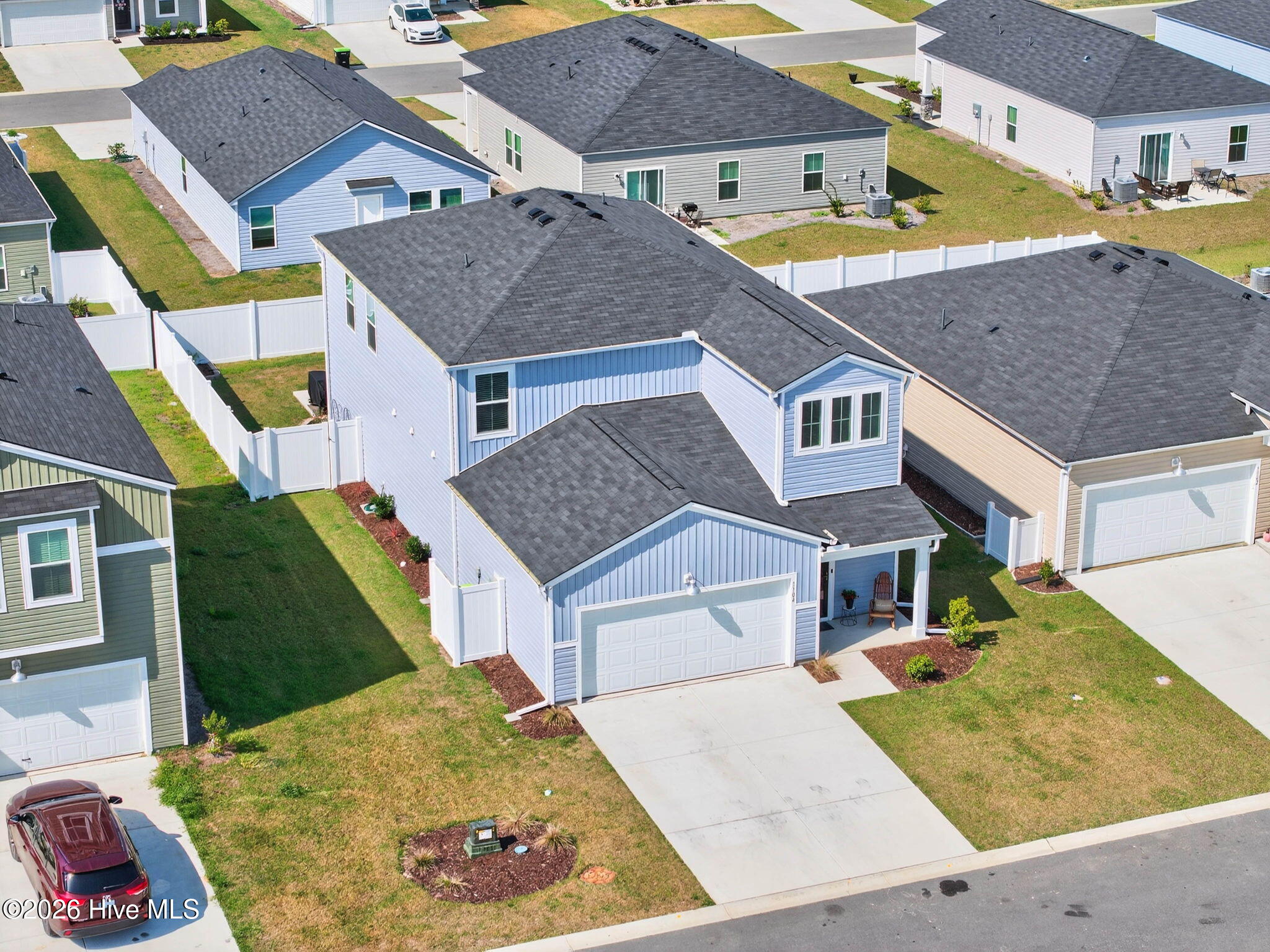 100564672 | Photo 48