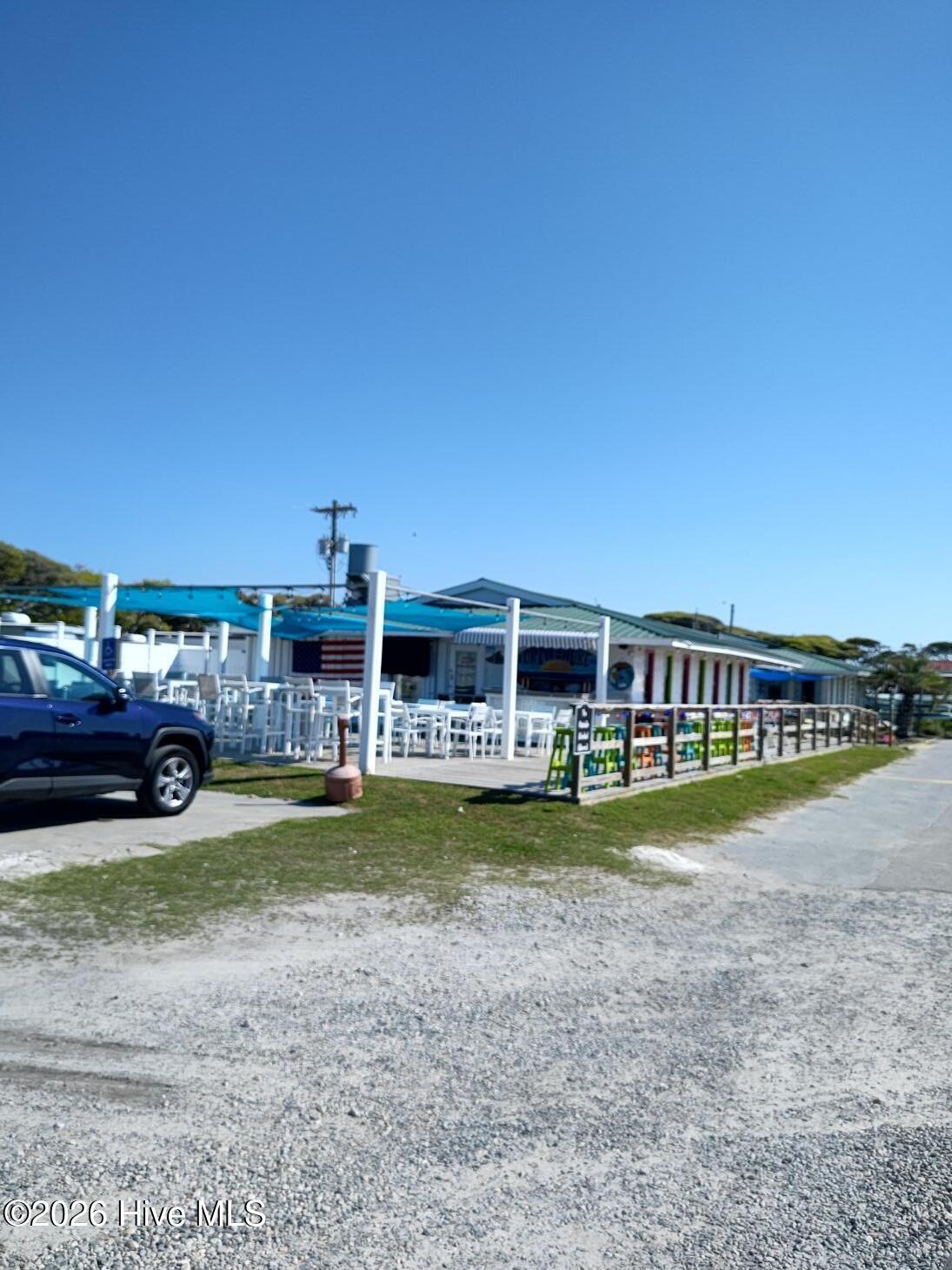 100567863 | Photo 45