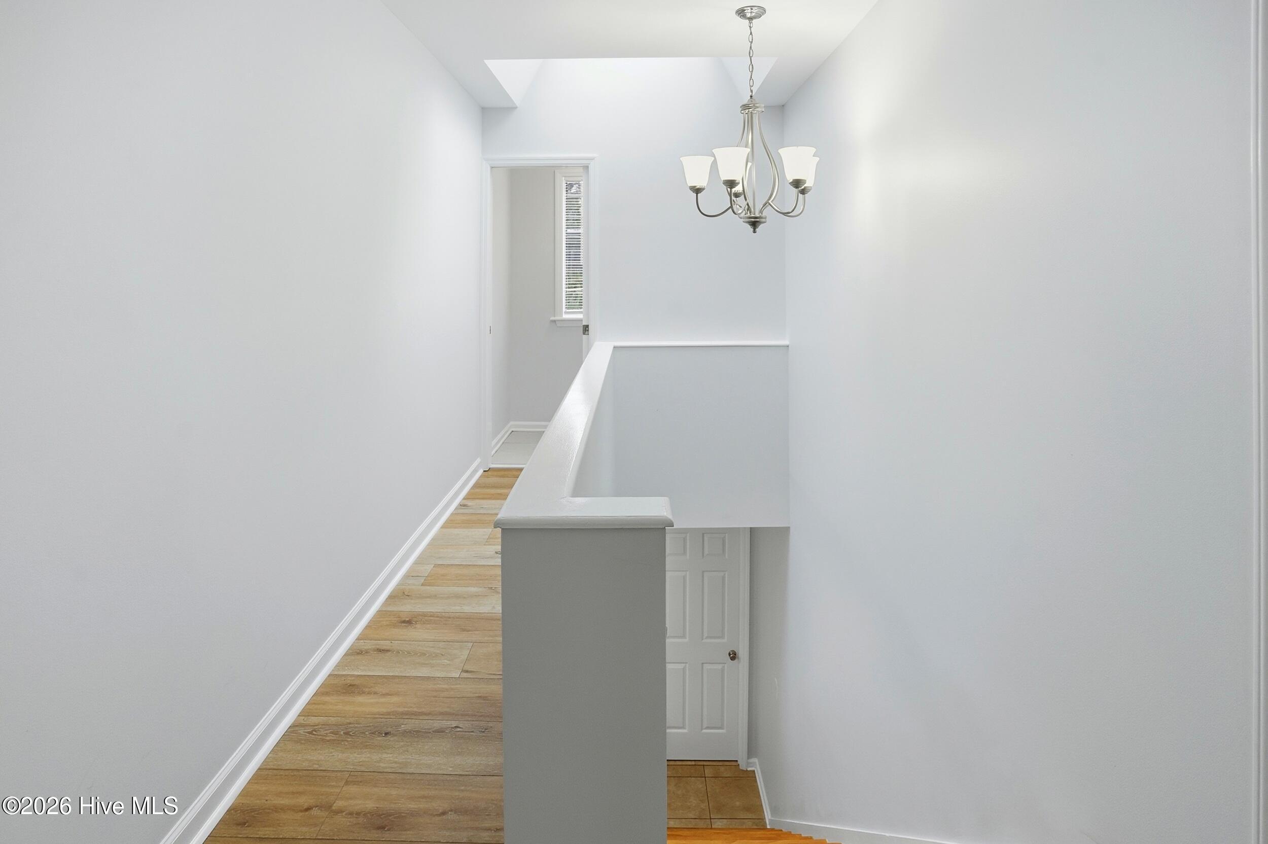 100557248 | Photo 27