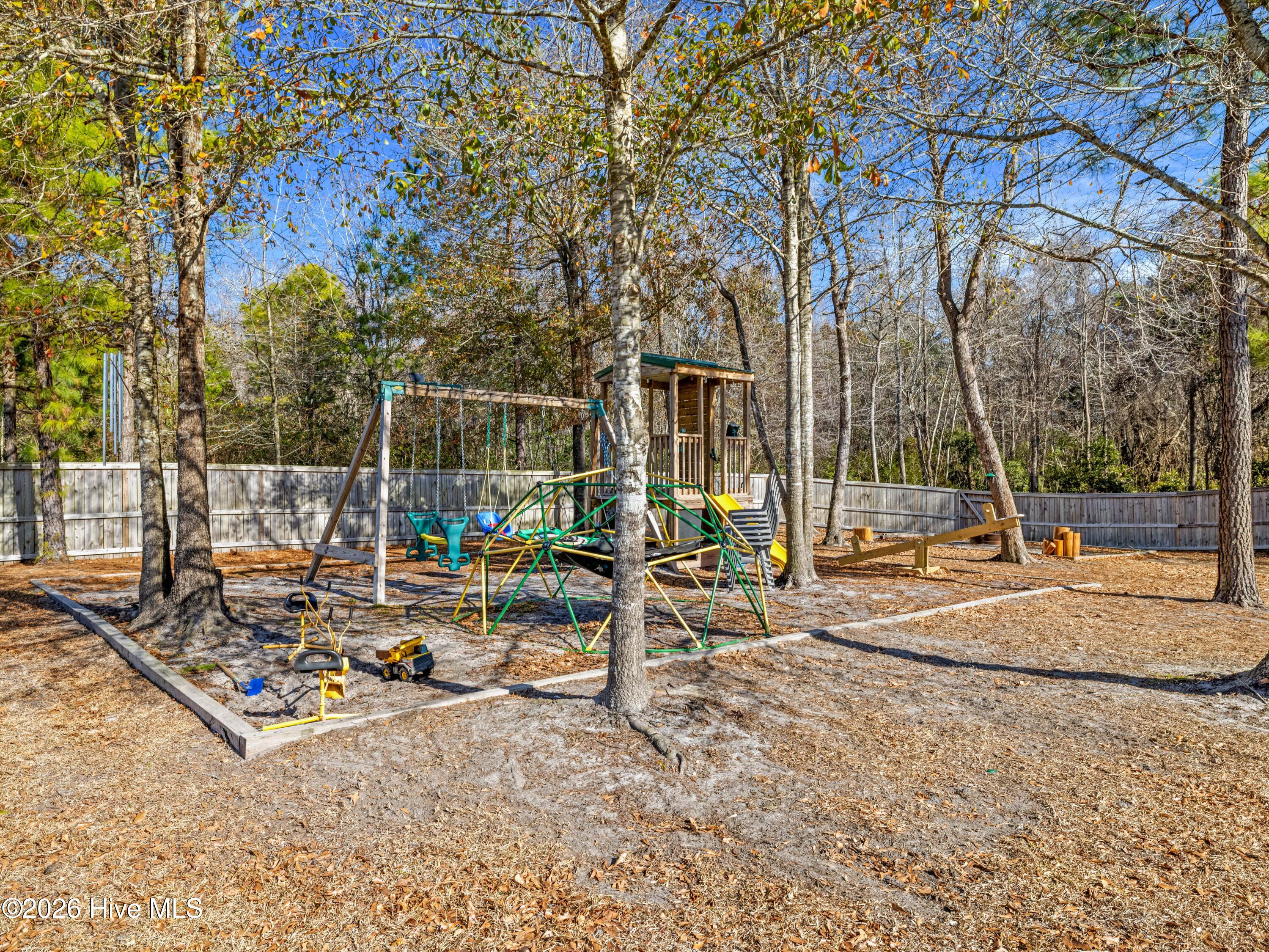 100549966 | Photo 54