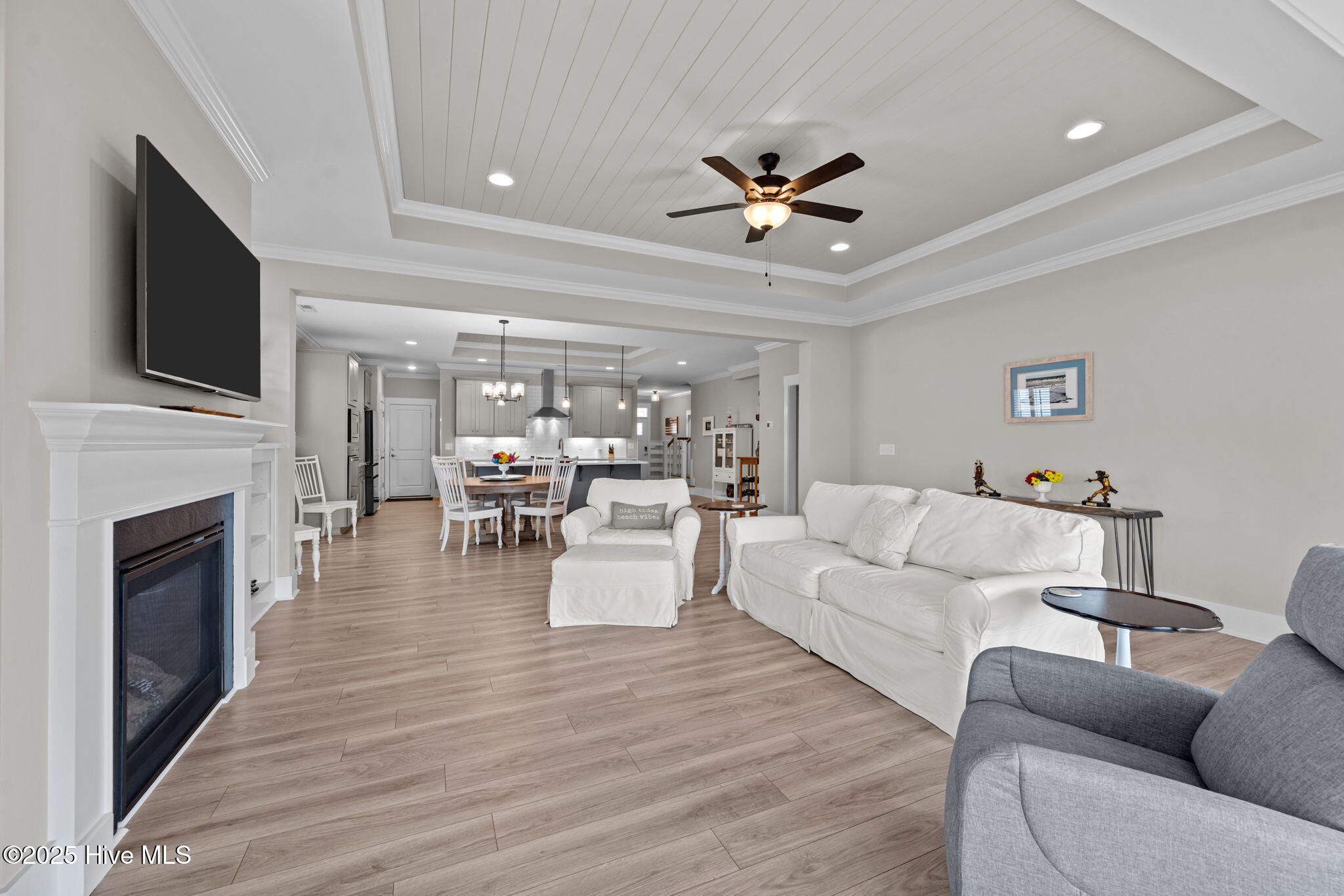 100527941 | Photo 26