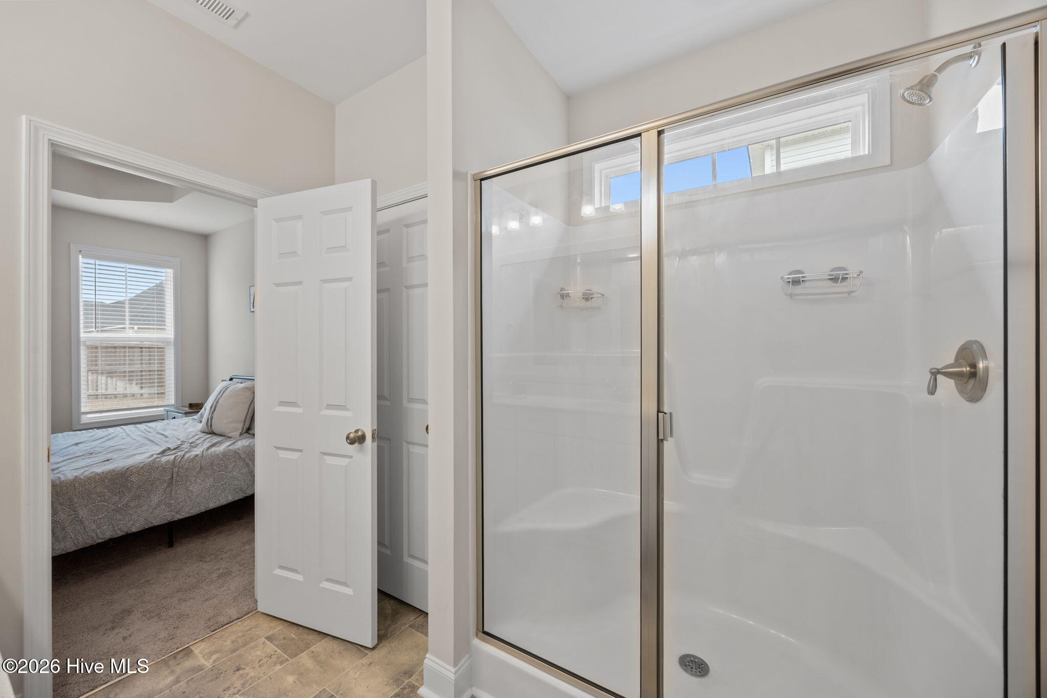 100552532 | Photo 24