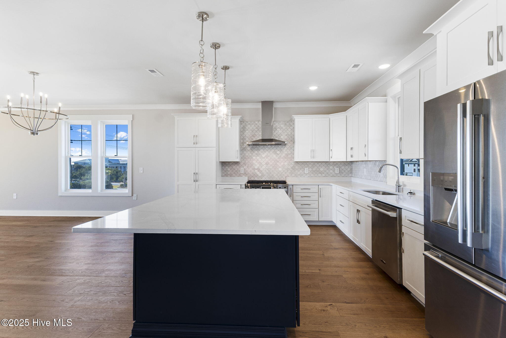 100522656 | Photo 13