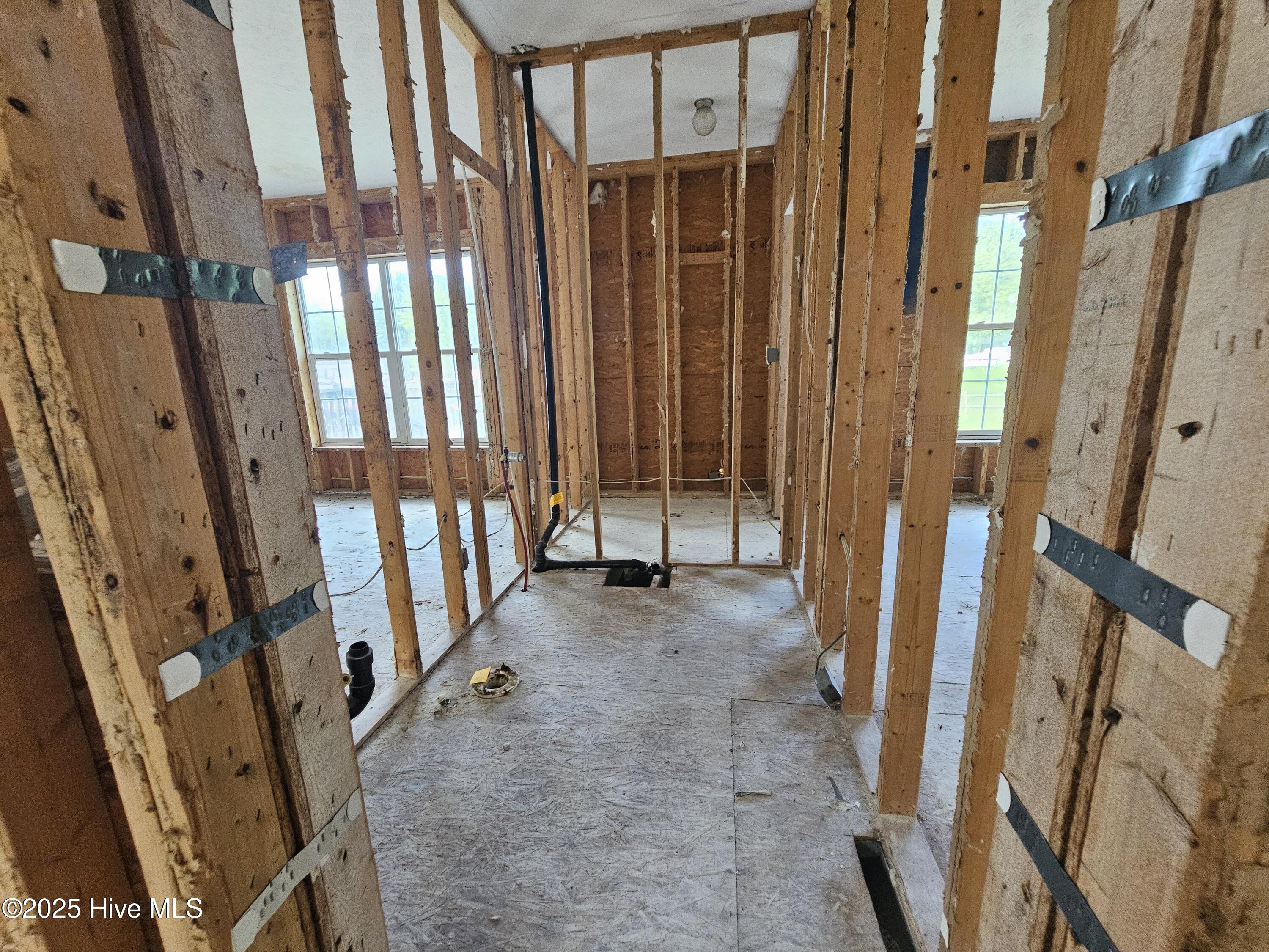 100521326 | Photo 10