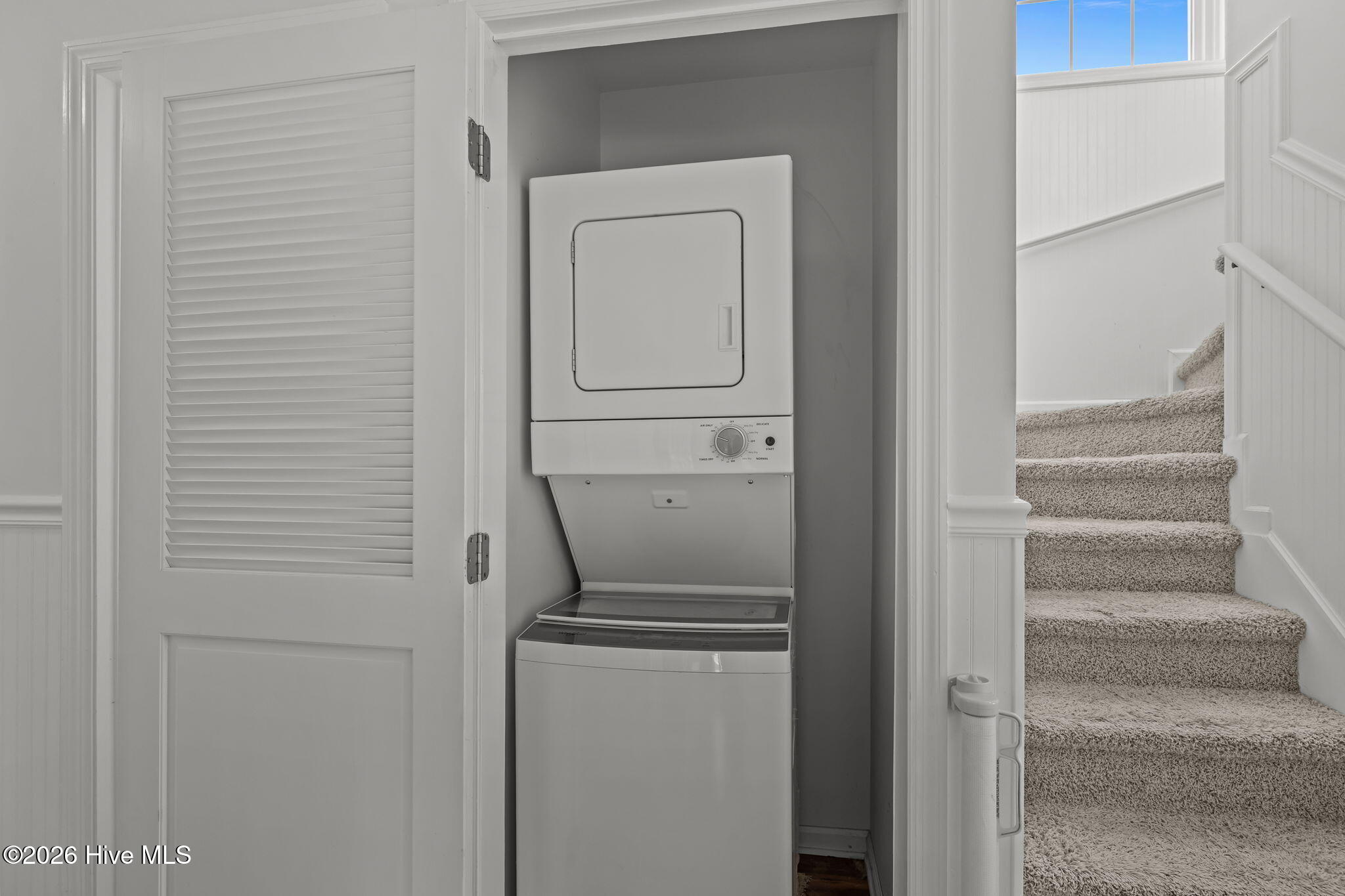 100547357 | Photo 39