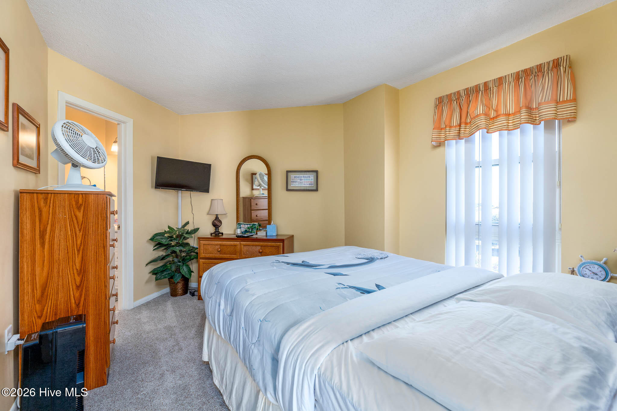 100567274 | Photo 15