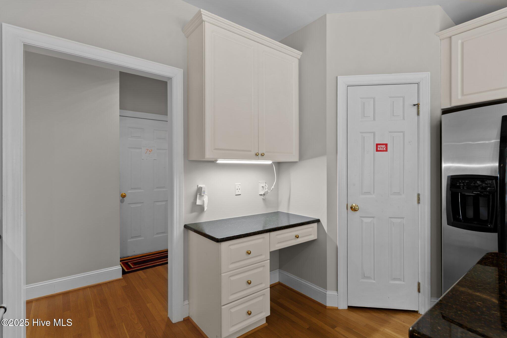 100549329 | Photo 16