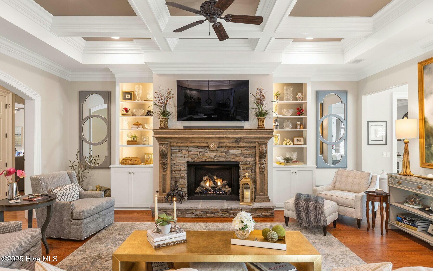 100549580 | Photo 23