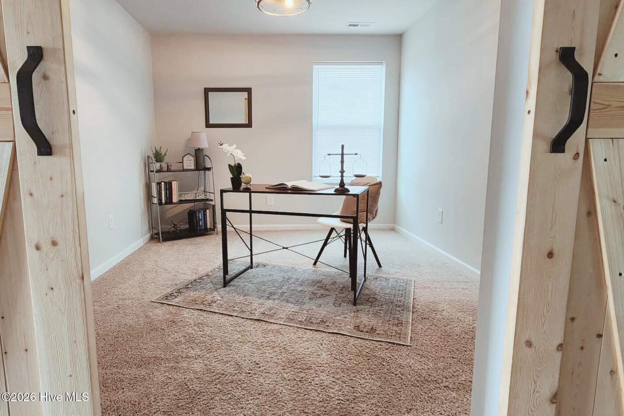 100534878 | Photo 15