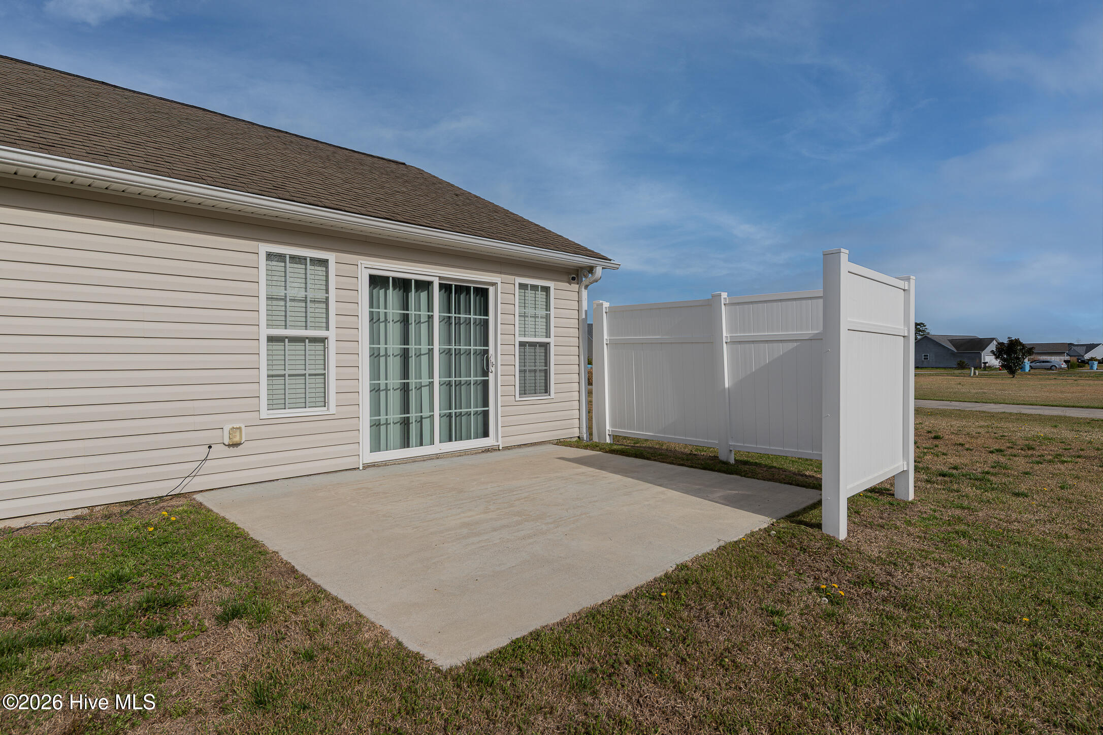 100561877 | Photo 40