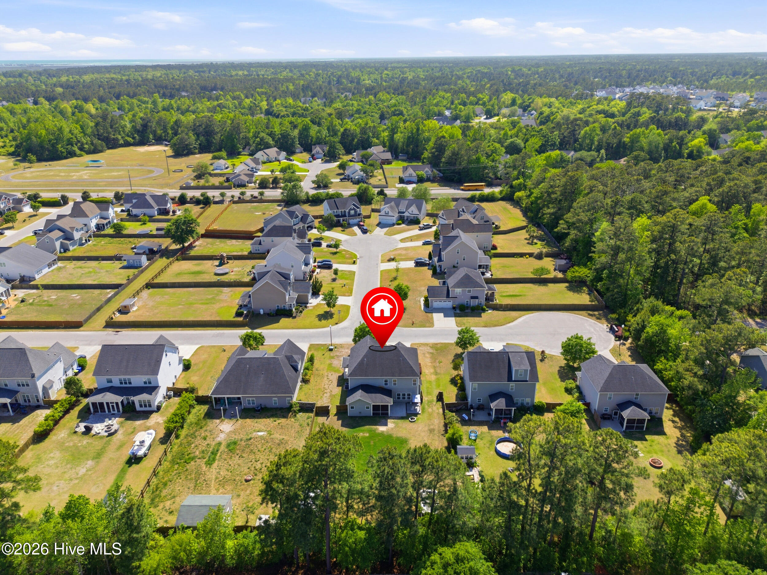 100569352 | Photo 62