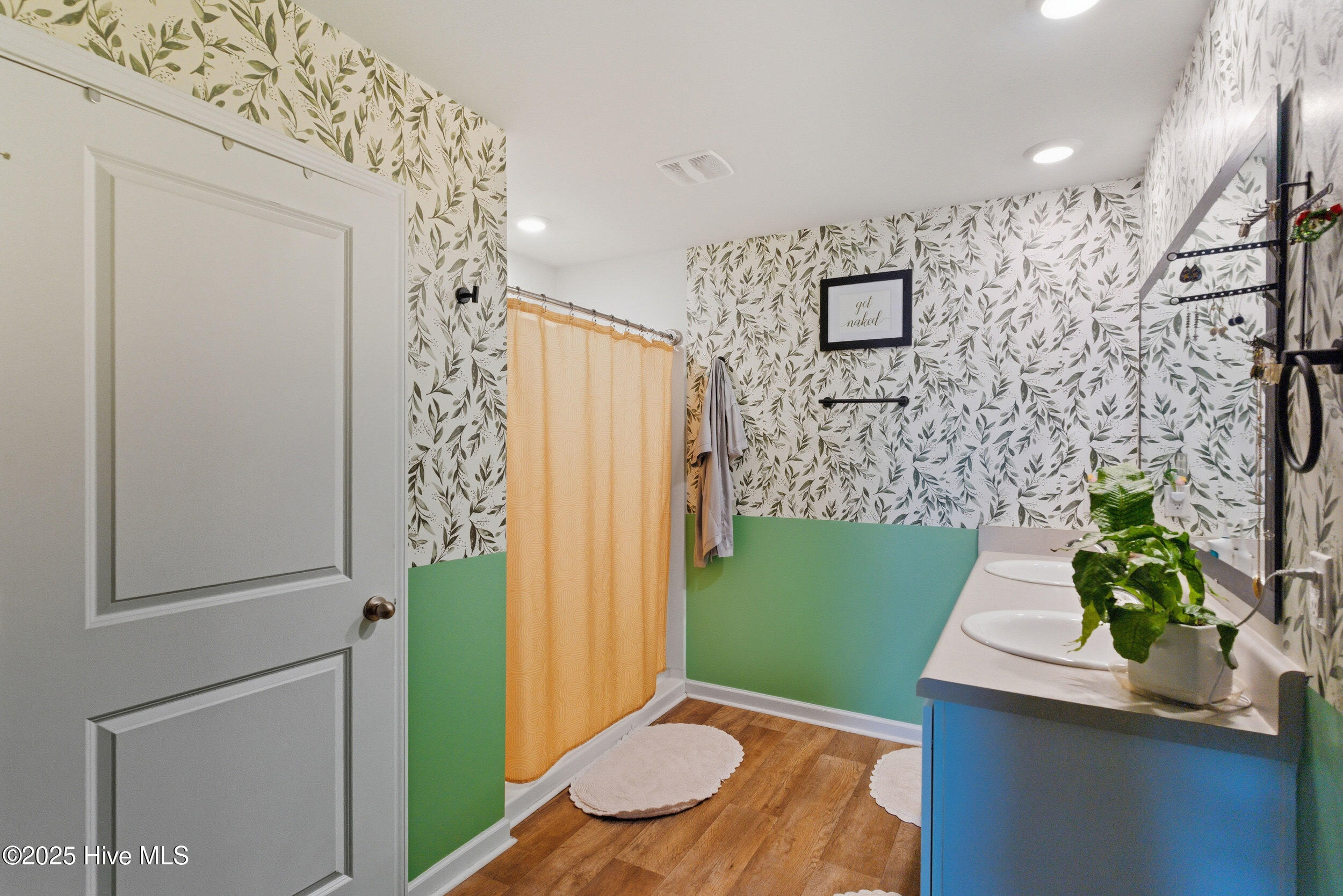 100539440 | Photo 15