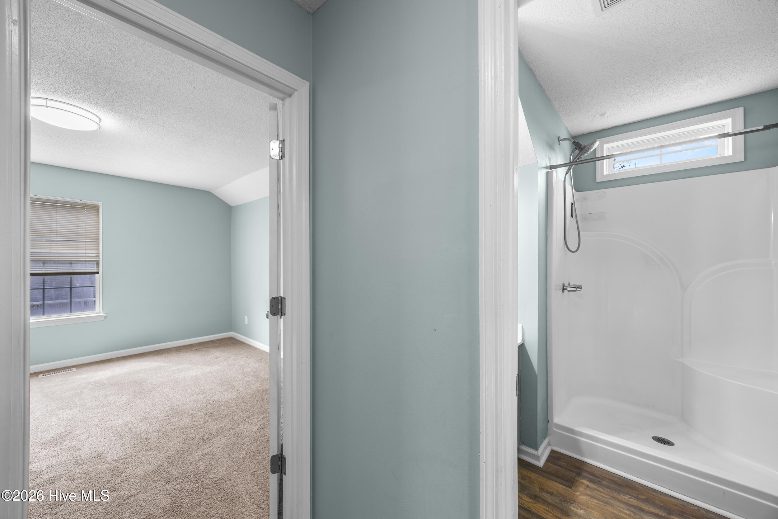 100557892 | Photo 27