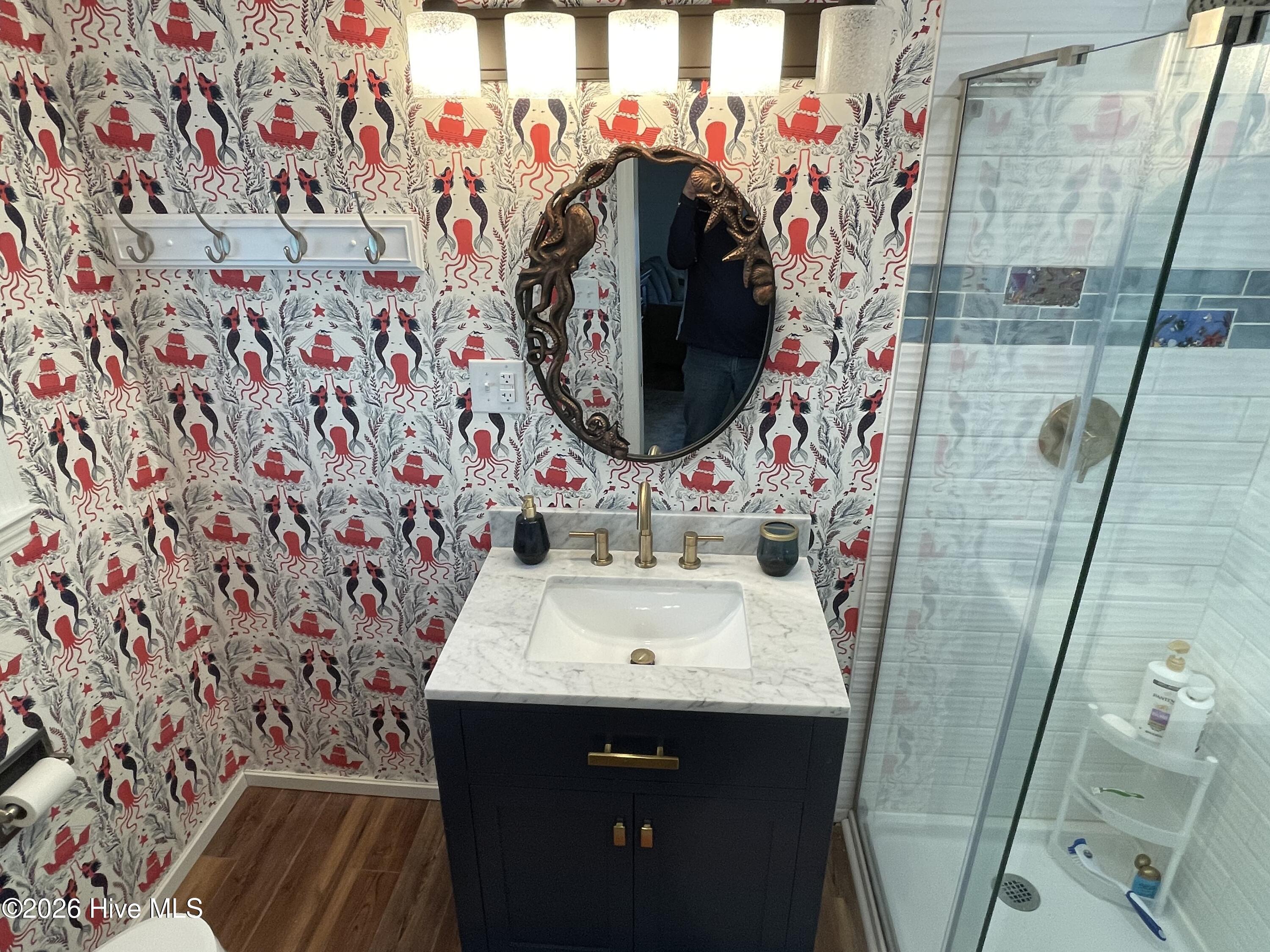 100552615 | Photo 19