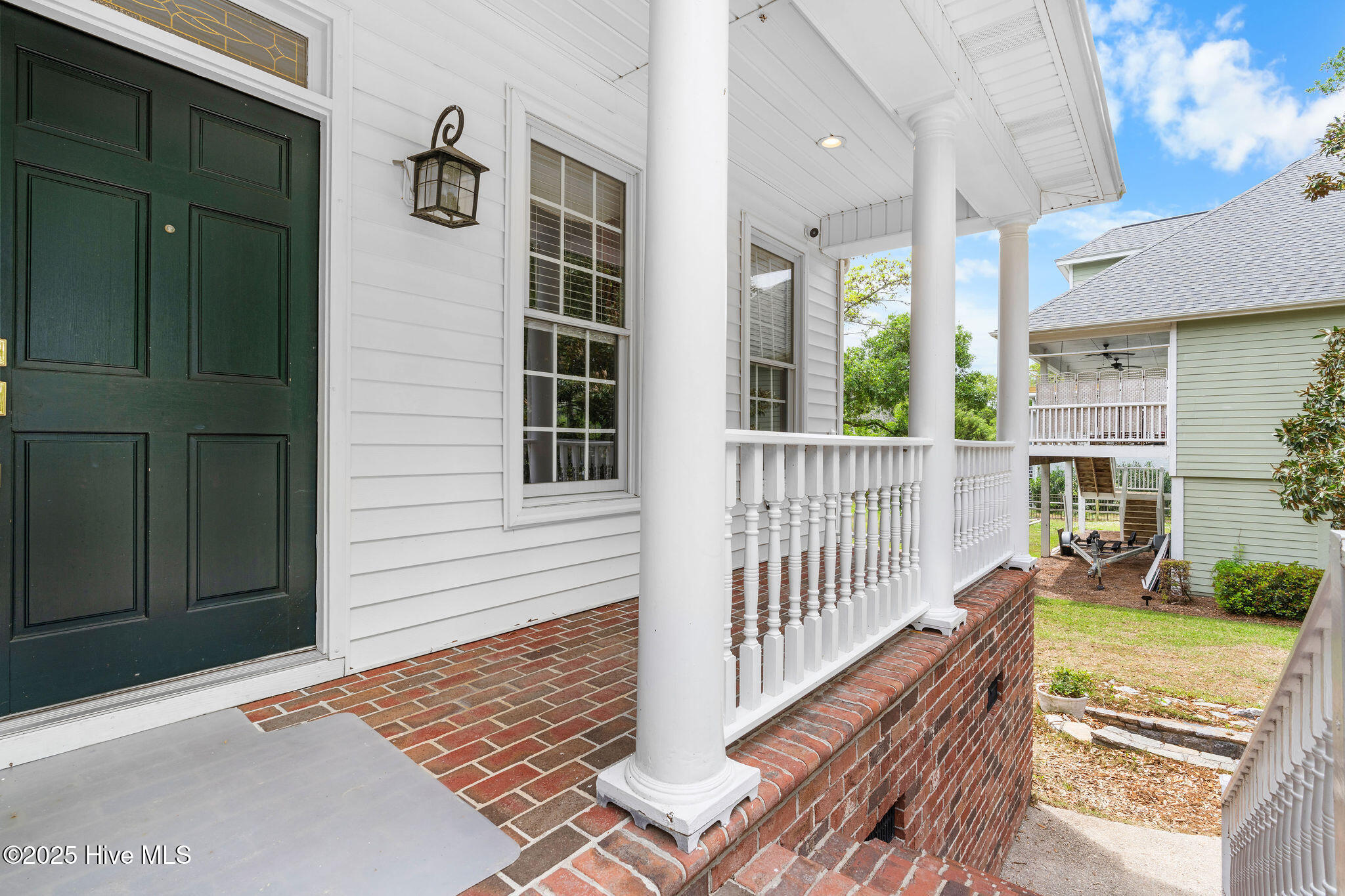 100556700 | Photo 11