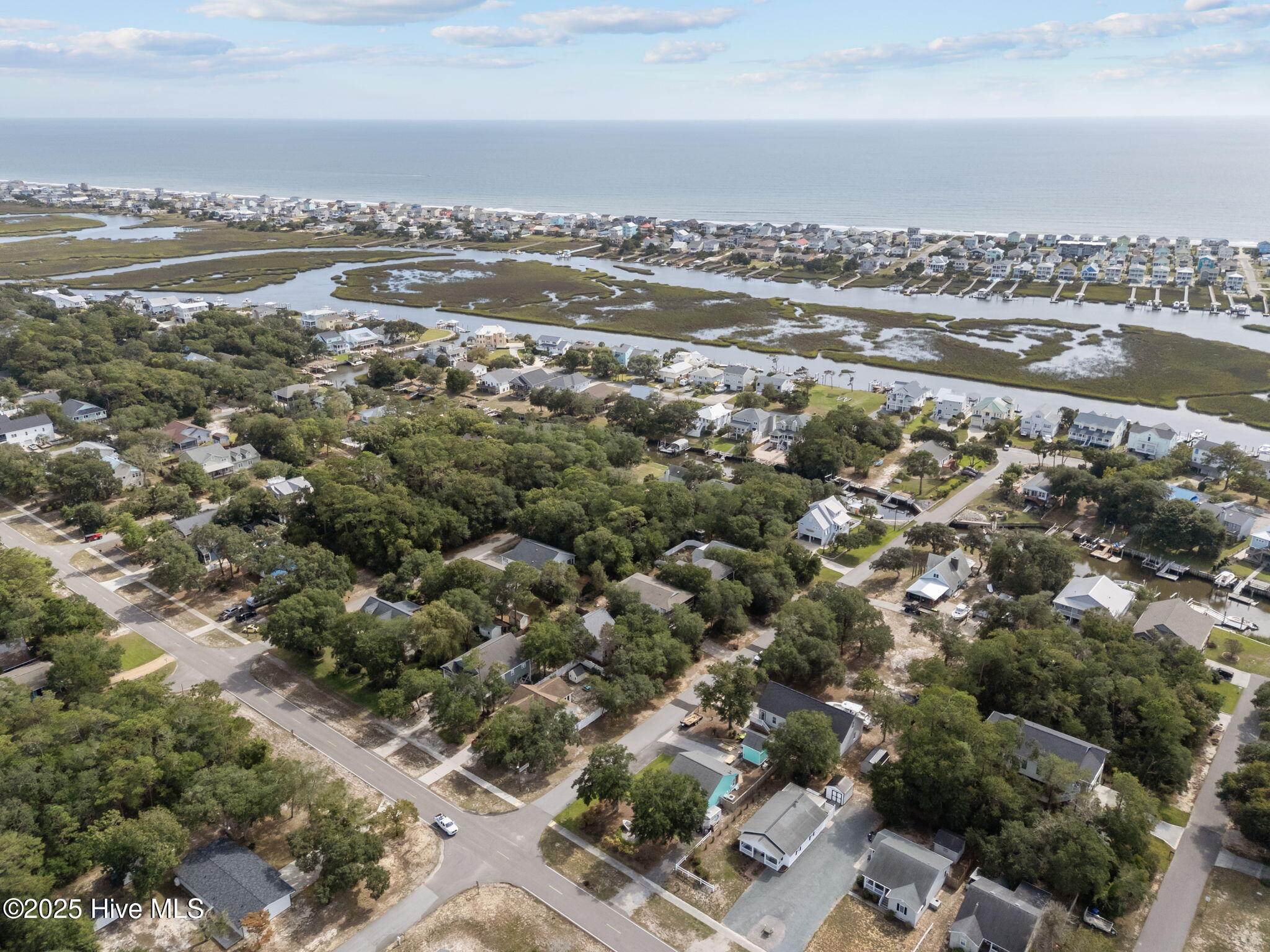 100535377 | Photo 50