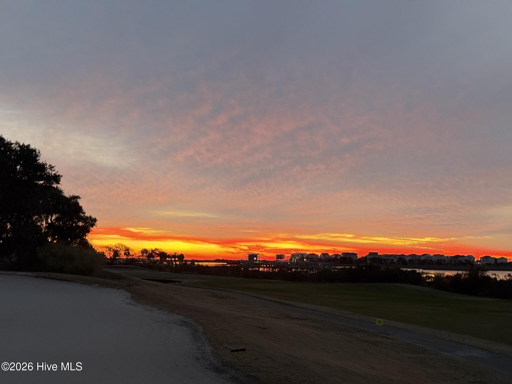 100552008 | Photo 49