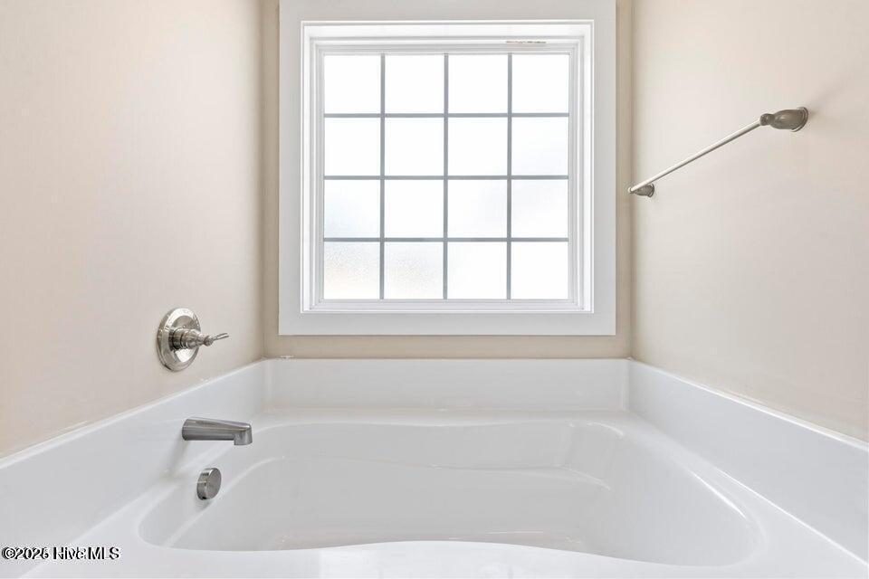 100525735 | Photo 28