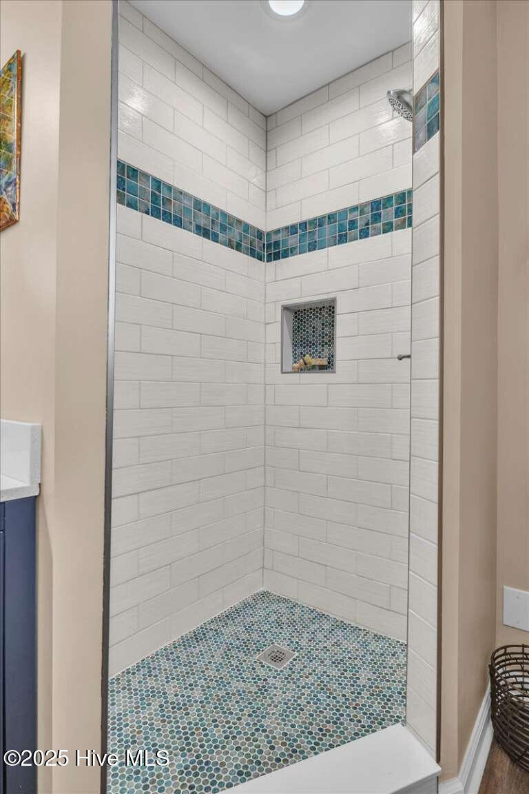 100546724 | Photo 49