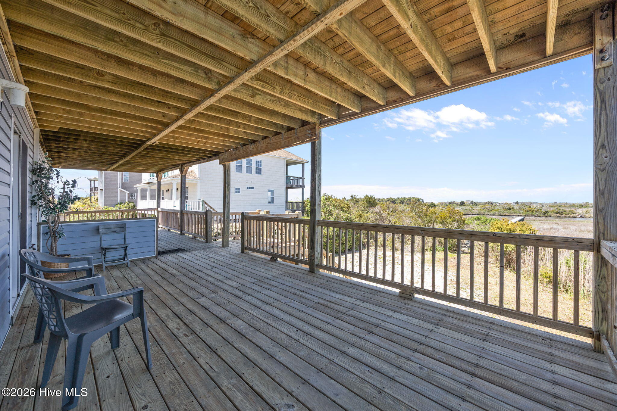 100564989 | Photo 27