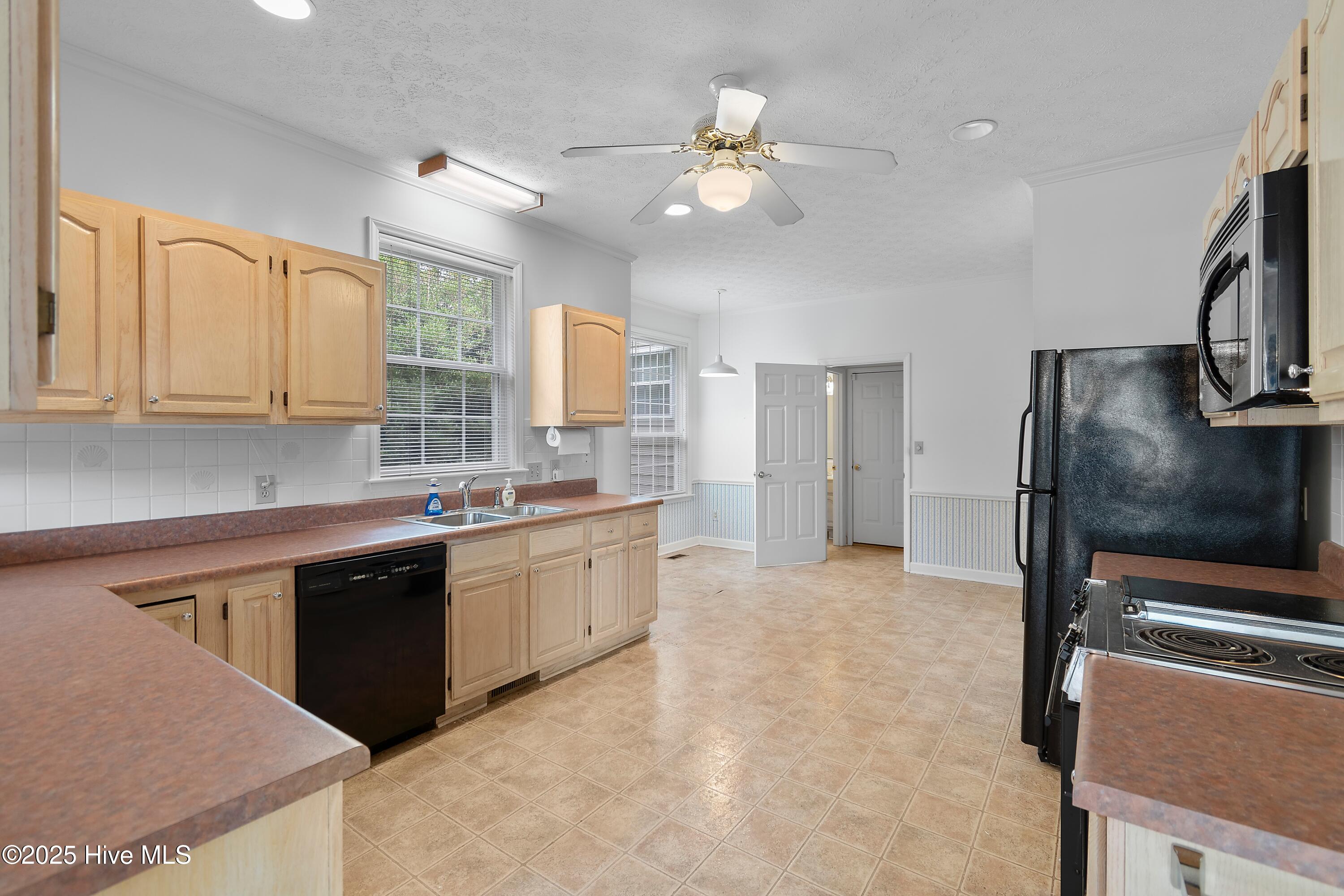 6918 Haberdeen Drive, Wilmington, NC 28411 – photo 19: 6918HaberdeenDr - 12