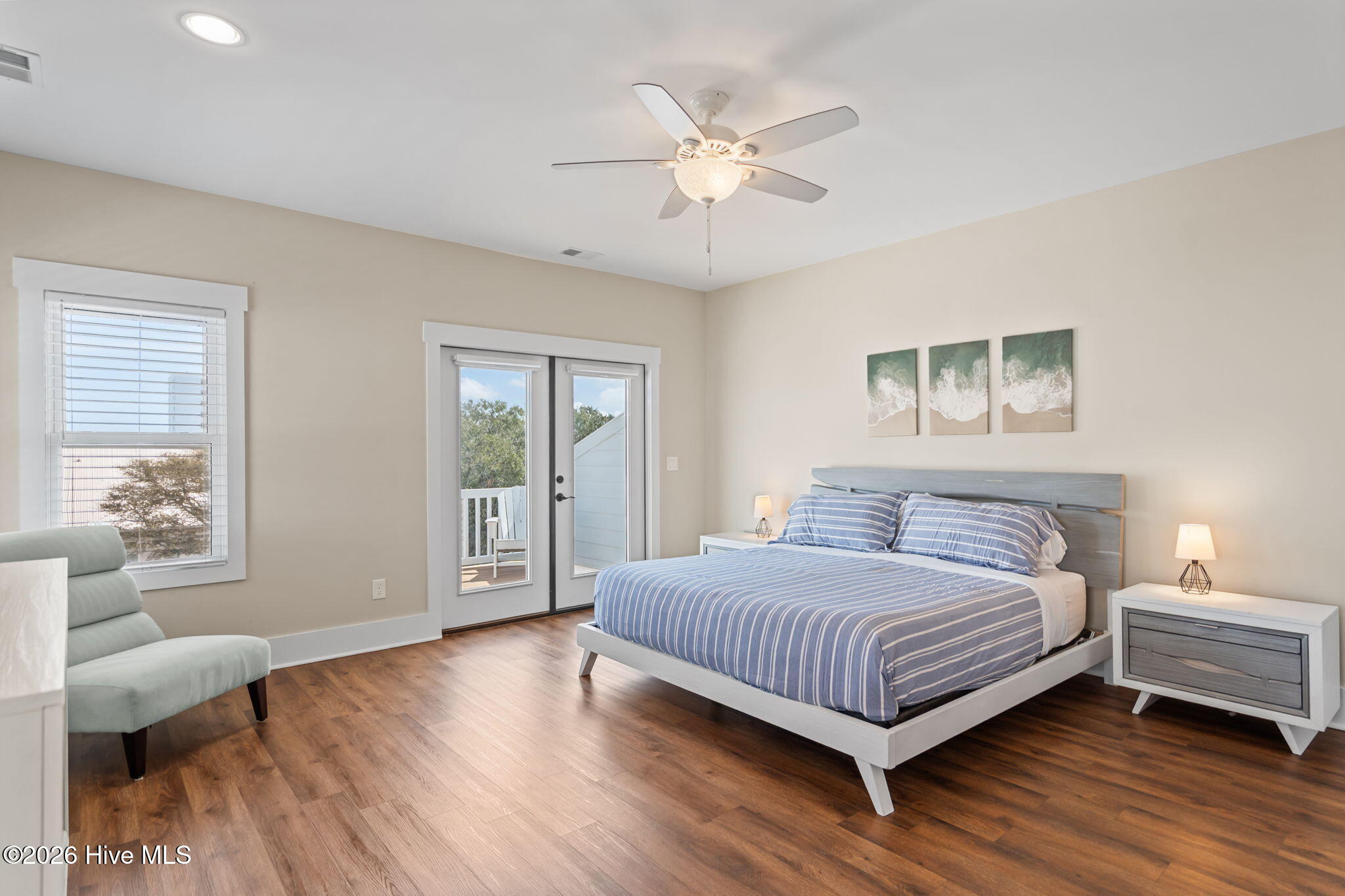 100558521 | Photo 36