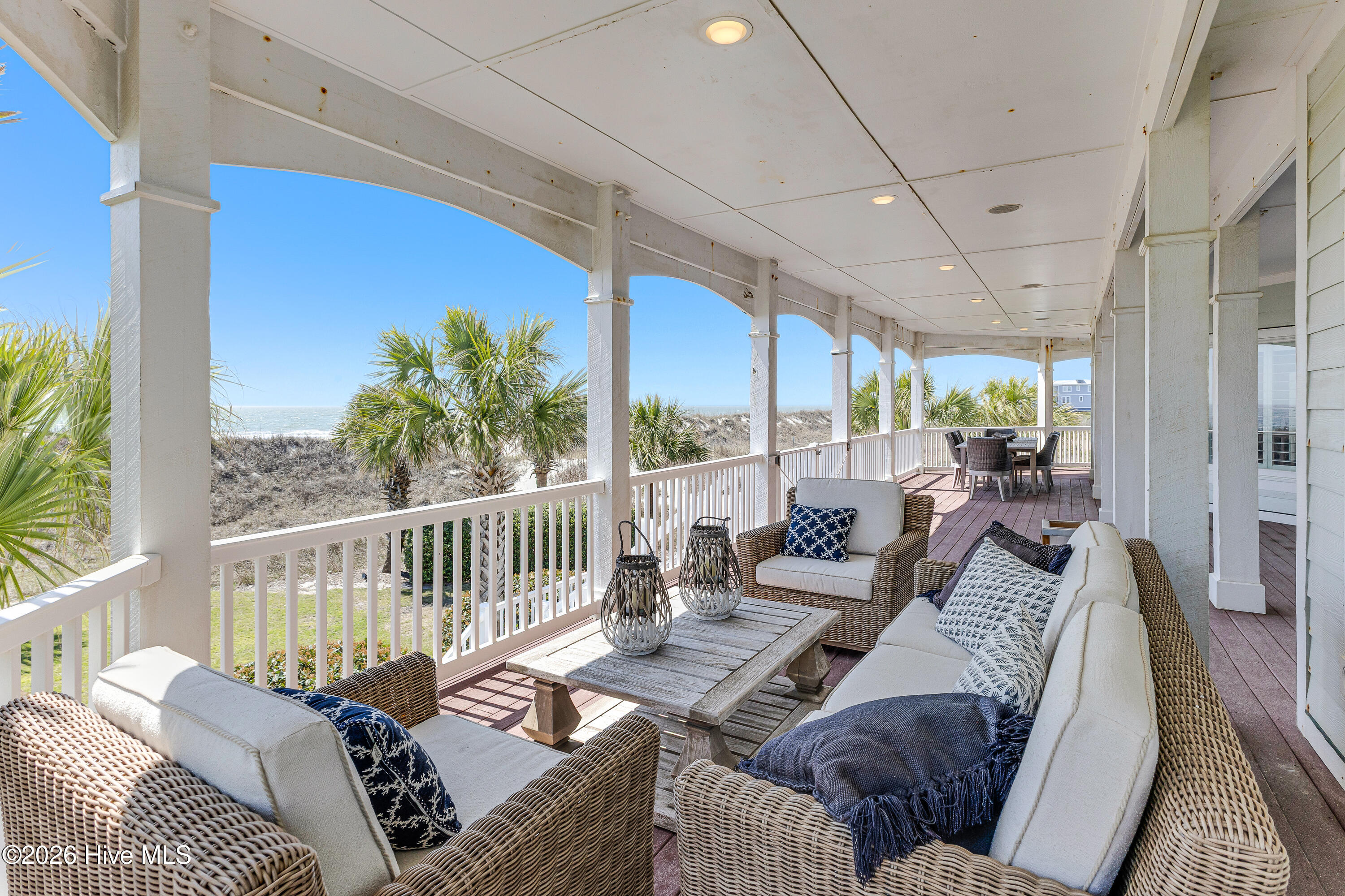 100567897 | Photo 66