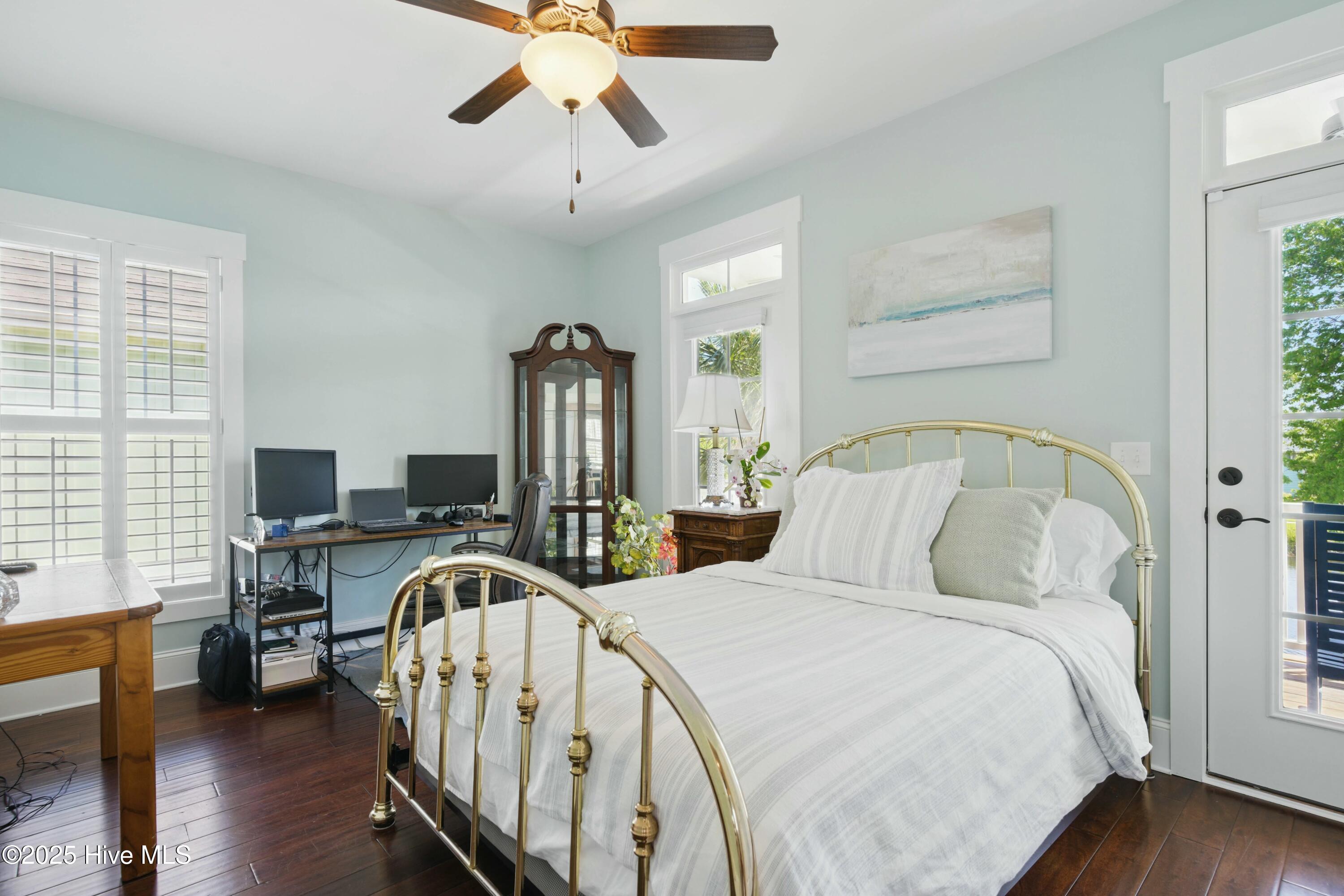 100560955 | Photo 20