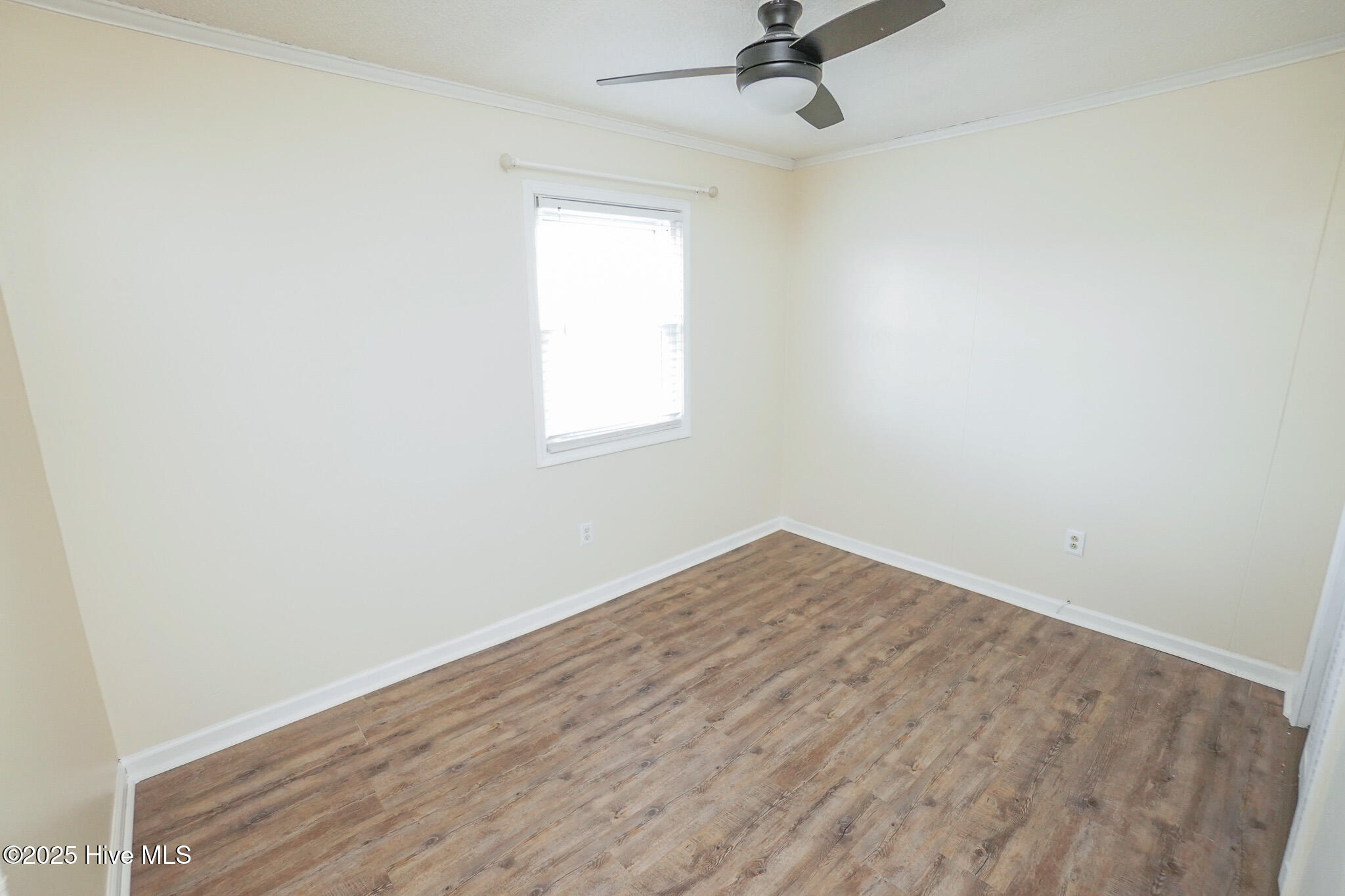 100544792 | Photo 14