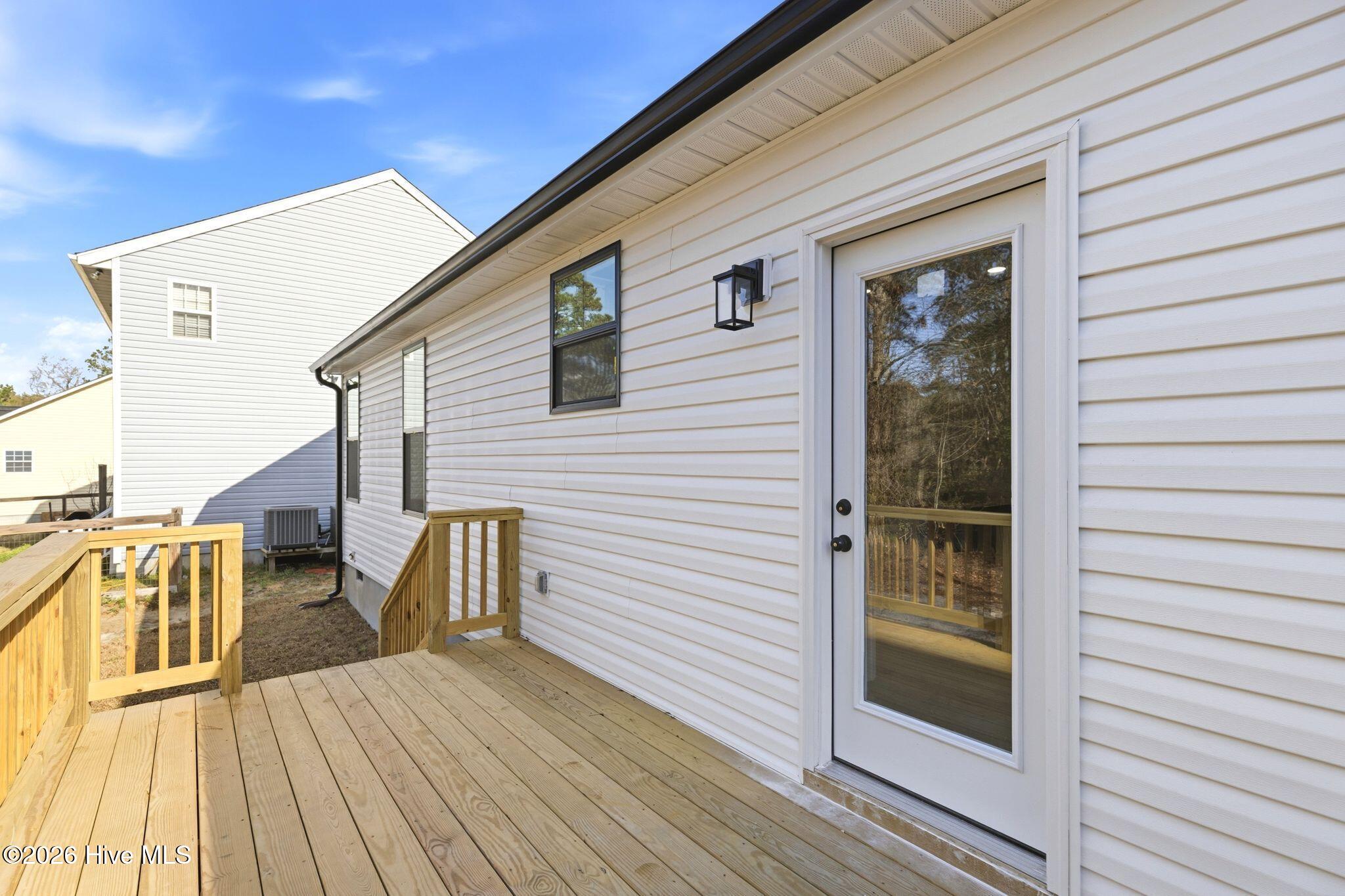 100559286 | Photo 37