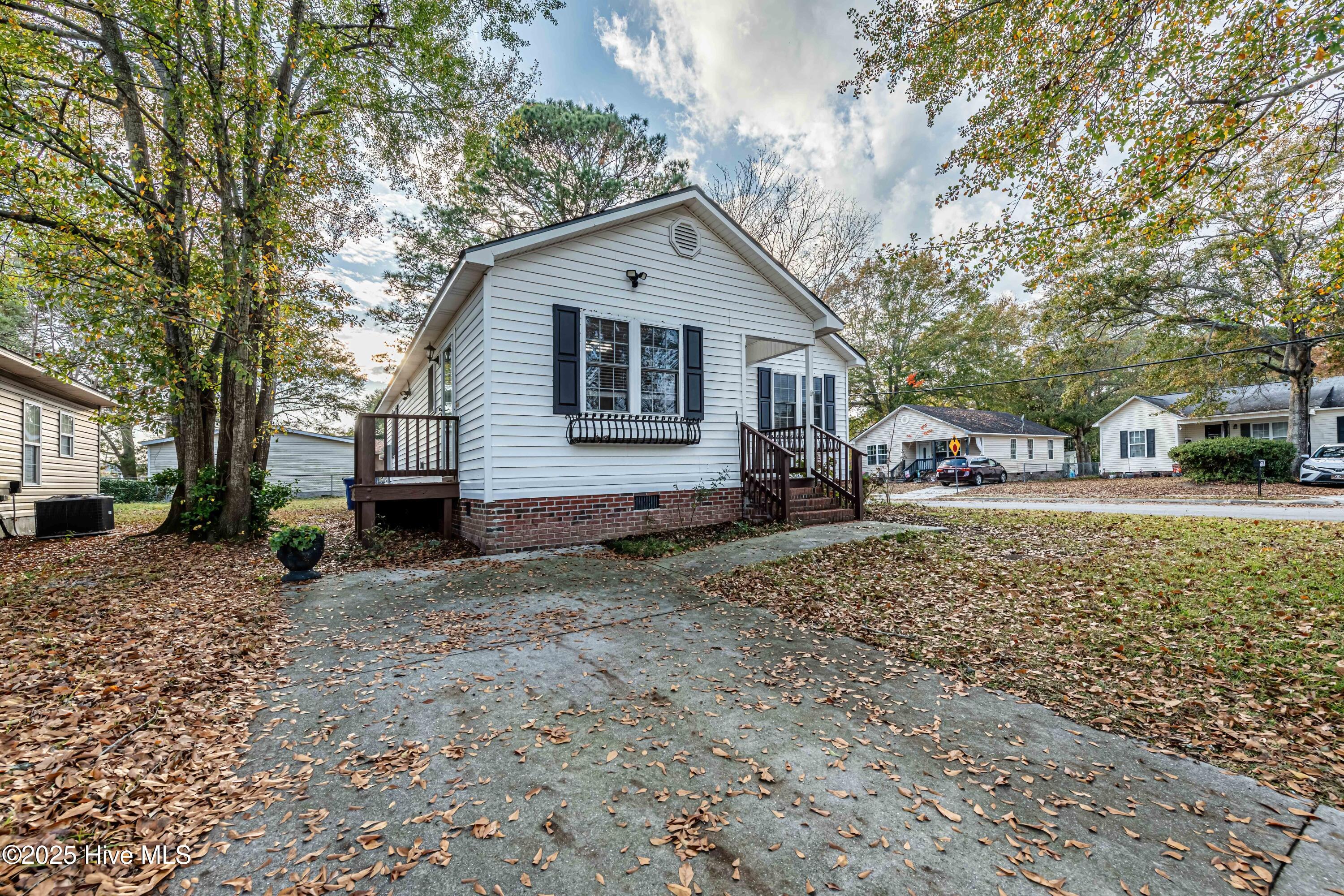 Homes for sale in Jacksonville, NC | 131 Cox Ave, Jacksonville, NC 28540 | MLS# 100533305