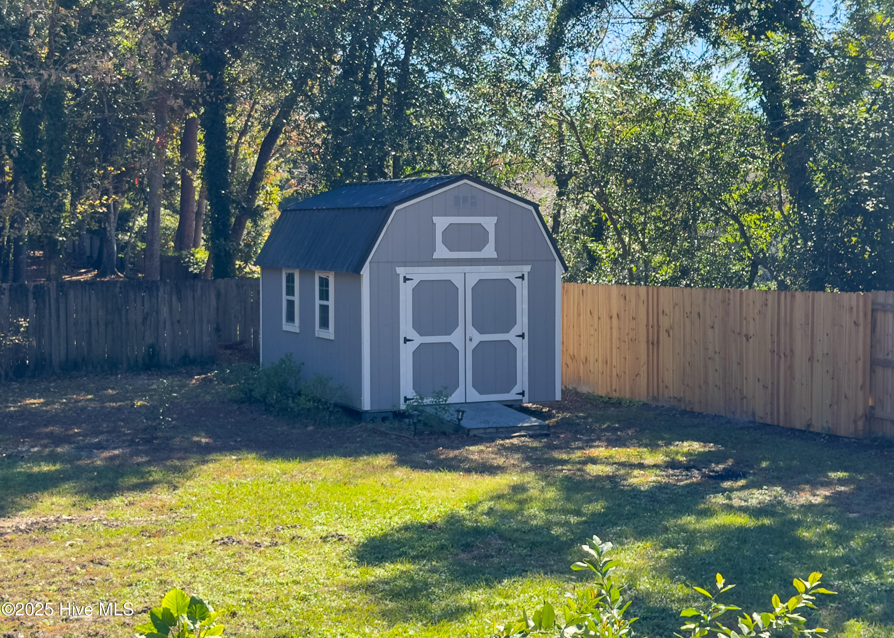 100539924 | Photo 41