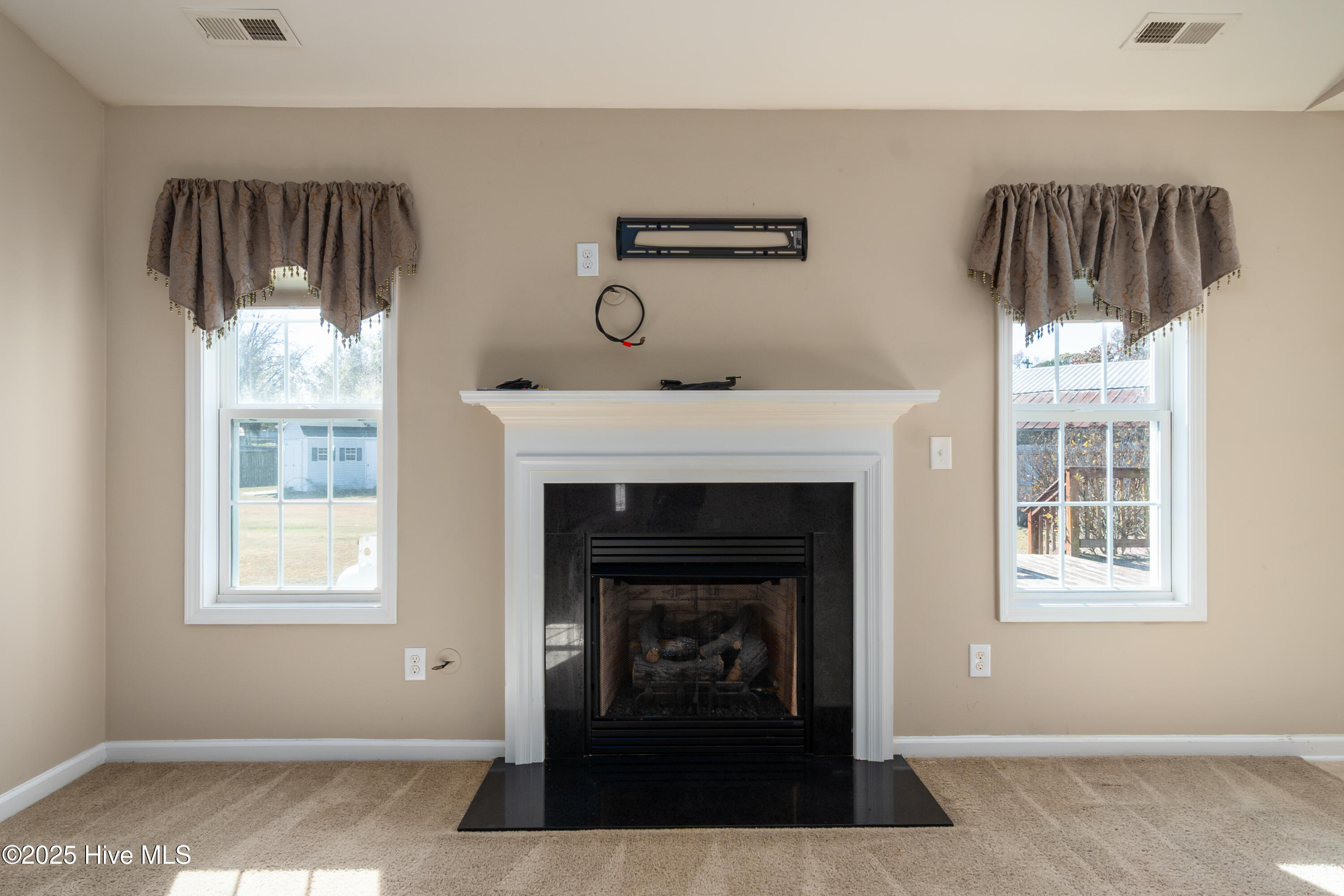 100542382 | Photo 12