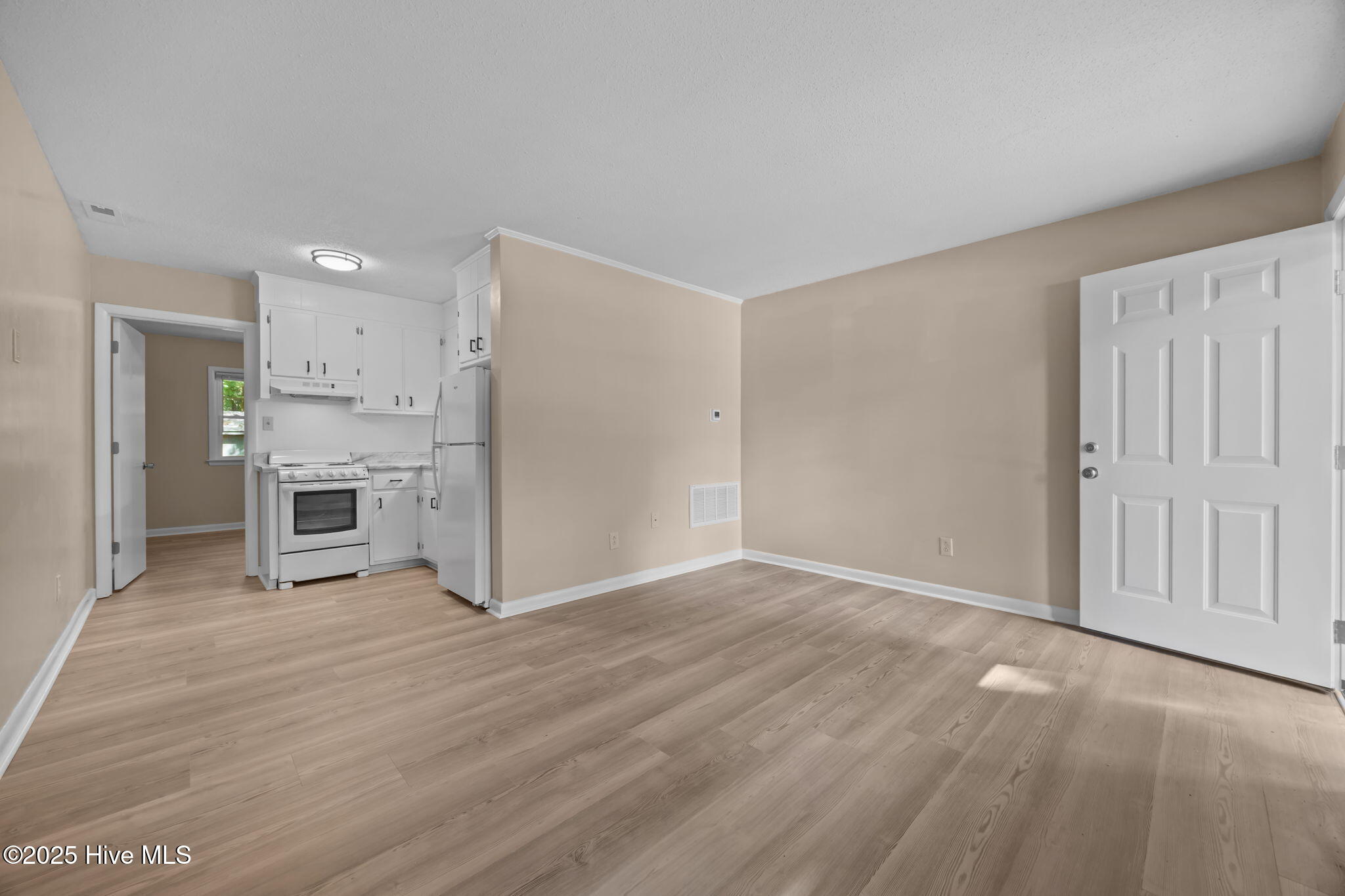 5-web-or-mls-1190 Gould Rd Unit3 9