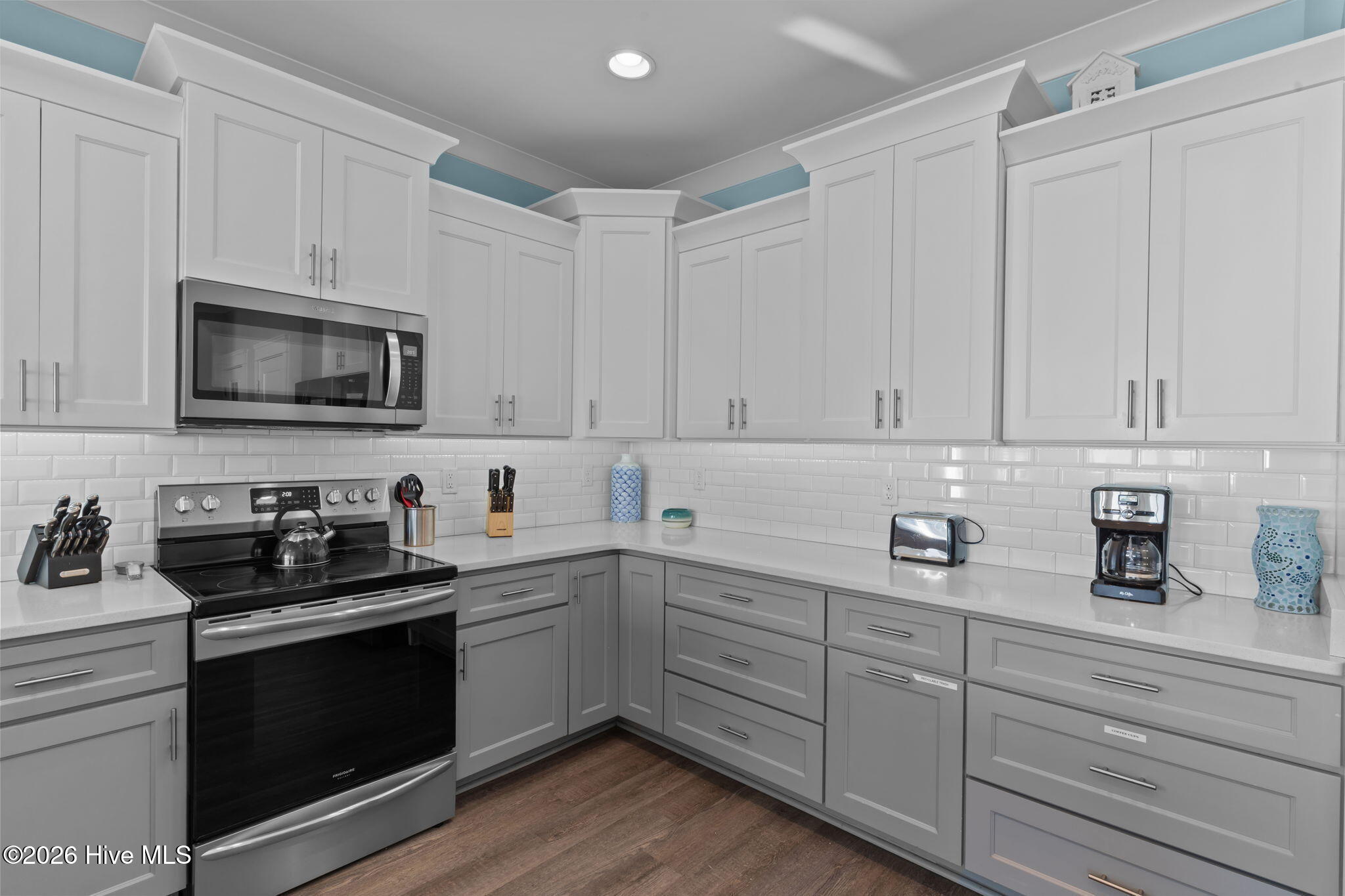 100551095 | Photo 14