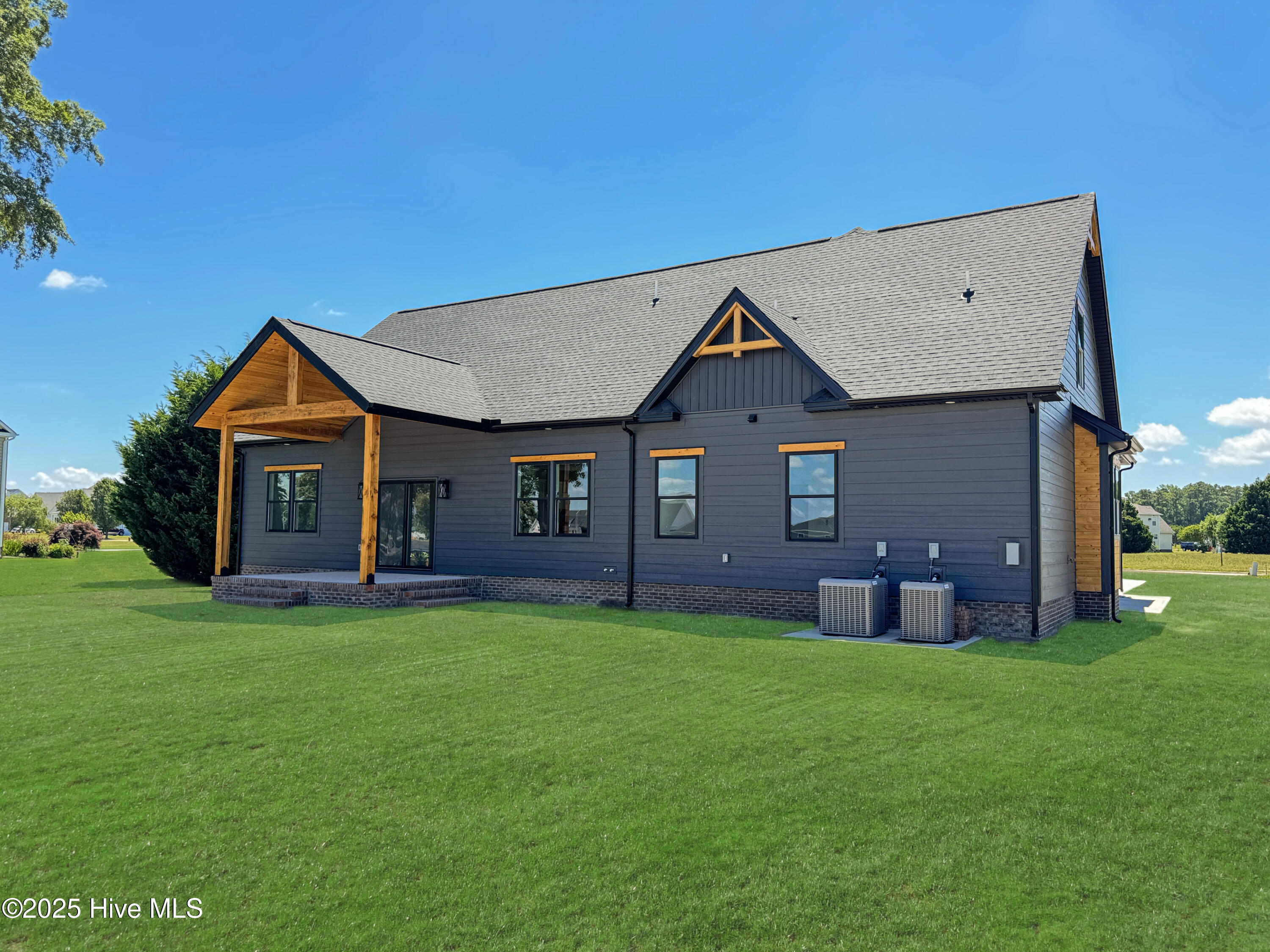 Homes for sale in Elizabeth City, NC | 2224 Yawl St, Elizabeth City, NC 27909 | MLS# 100539869