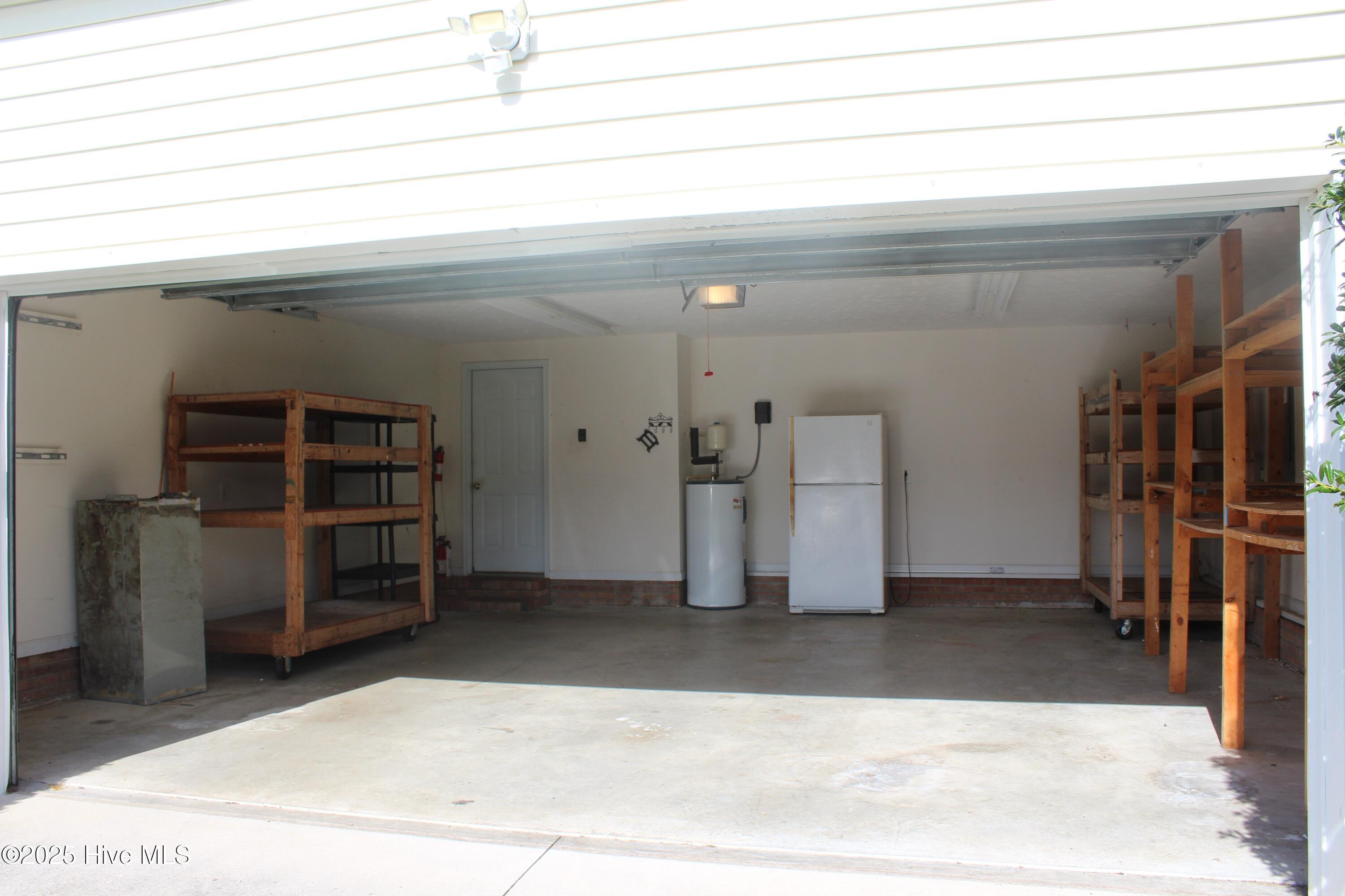 100520140 | Photo 38