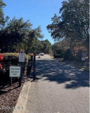 100561976 | Photo 15