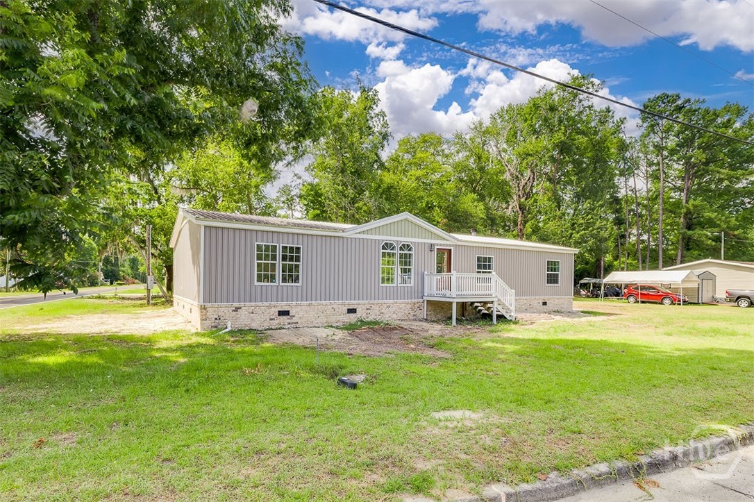 Homes for sale in Guyton, GA | 318 Samuel Smalls Sr Ave, Guyton, GA 31312 | MLS# SA360059