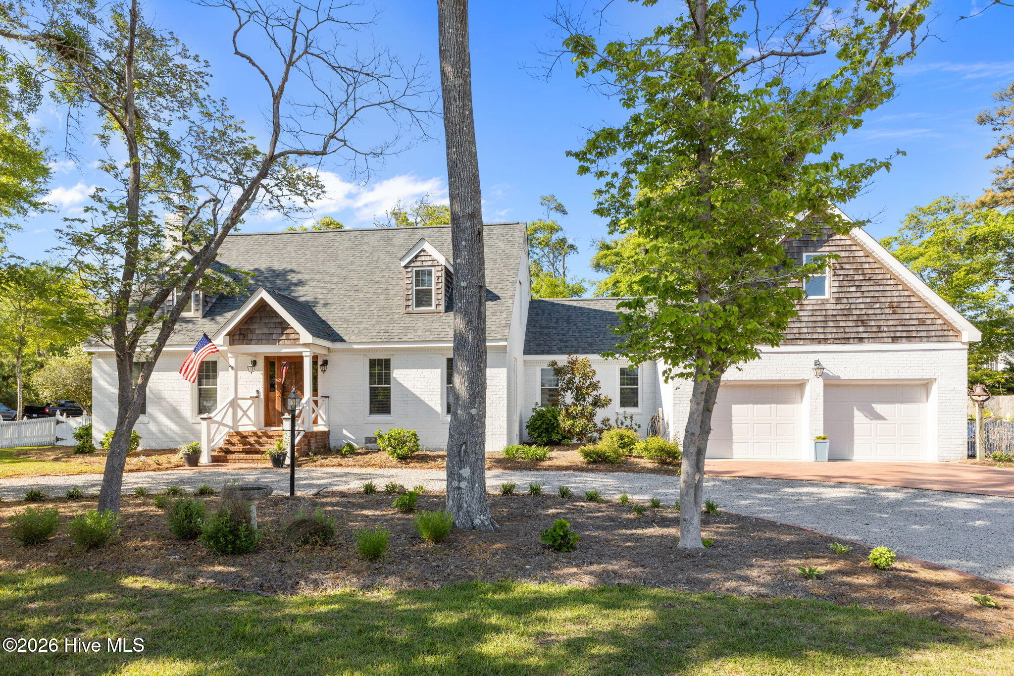 218 Lands End Road,Morehead City
