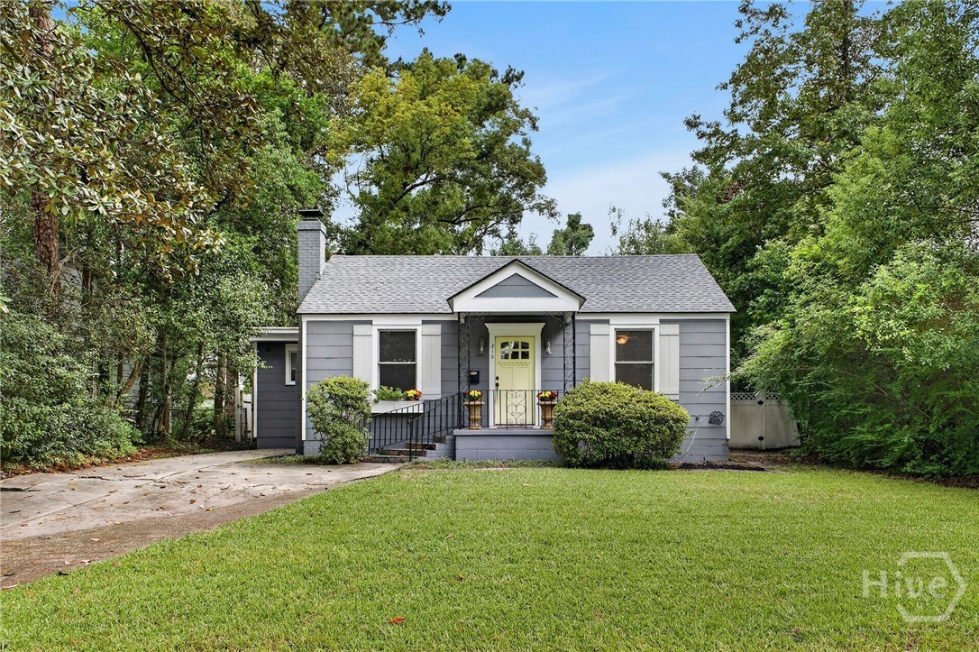 Photo 1 of Single family home for sale at 316 E 57th Street, Savannah, GA 31405 | MLS# SA365805 | Listing updated on 2026-10-08
